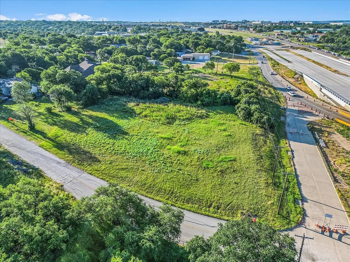 Unimproved Land For Sale in Tarrant County , 7037 Greenbriar Crescent Street, Lake Worth, Texas 76135, 0, 0, Garage spaces, 0 Sqft, built in 0, mls#20738661, Real Estate Agent in Lake Worth, Homes For Sale in Tarrant county, Homes For Sale in Lake Worth, Realtor in Lake Worth Texas, Real Estate Brokerage Independent Realty Texas, Luminita Cordes Realtor
