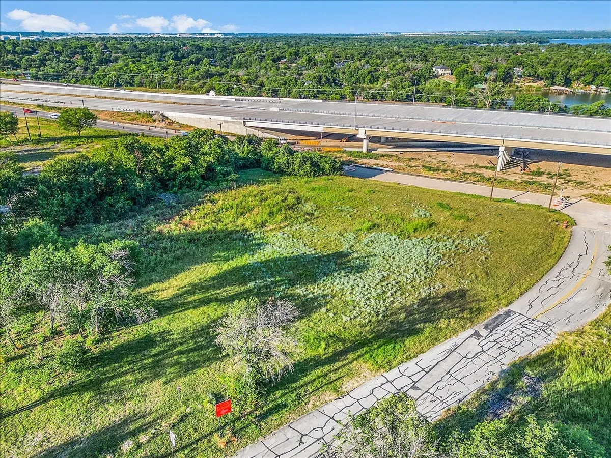 Unimproved Land For Sale in Tarrant County , 7037 Greenbriar Crescent Street, Lake Worth, Texas 76135, 0, 0, Garage spaces, 0 Sqft, built in 0, mls#20738661, Real Estate Agent in Lake Worth, Homes For Sale in Tarrant county, Homes For Sale in Lake Worth, Realtor in Lake Worth Texas, Real Estate Brokerage Independent Realty Texas, Luminita Cordes Realtor