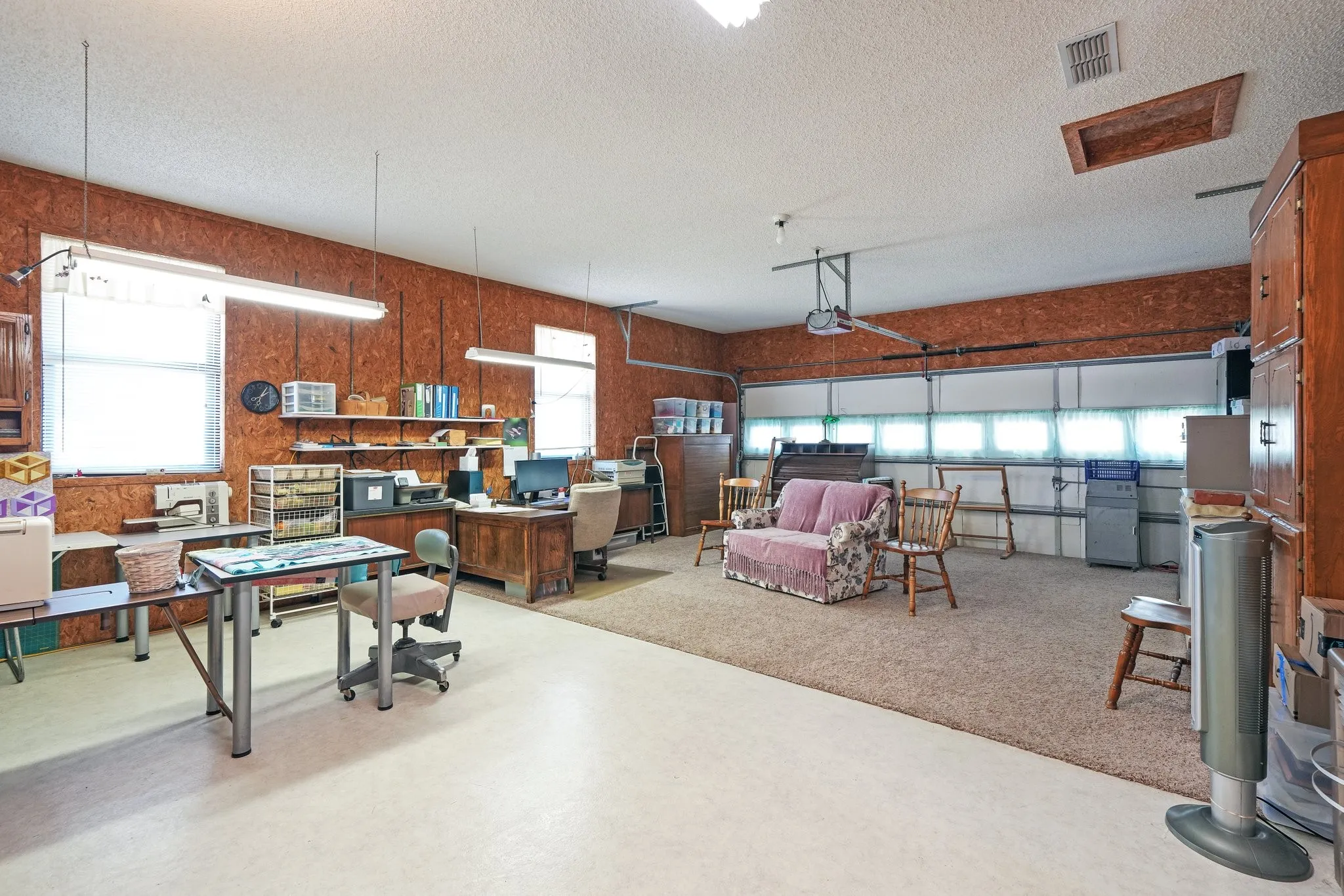 Office For Sale in Palo Pinto County , 1201 Mh 379, Mineral Wells, Texas 76067, 0, 0, Garage spaces, 0 Sqft, built in 2005, Preowned, mls#20740937, Real Estate Agent in Mineral Wells, Homes For Sale in Palo Pinto county, Homes For Sale in Mineral Wells, Realtor in Mineral Wells Texas, Real Estate Brokerage Independent Realty Texas, Luminita Cordes Realtor