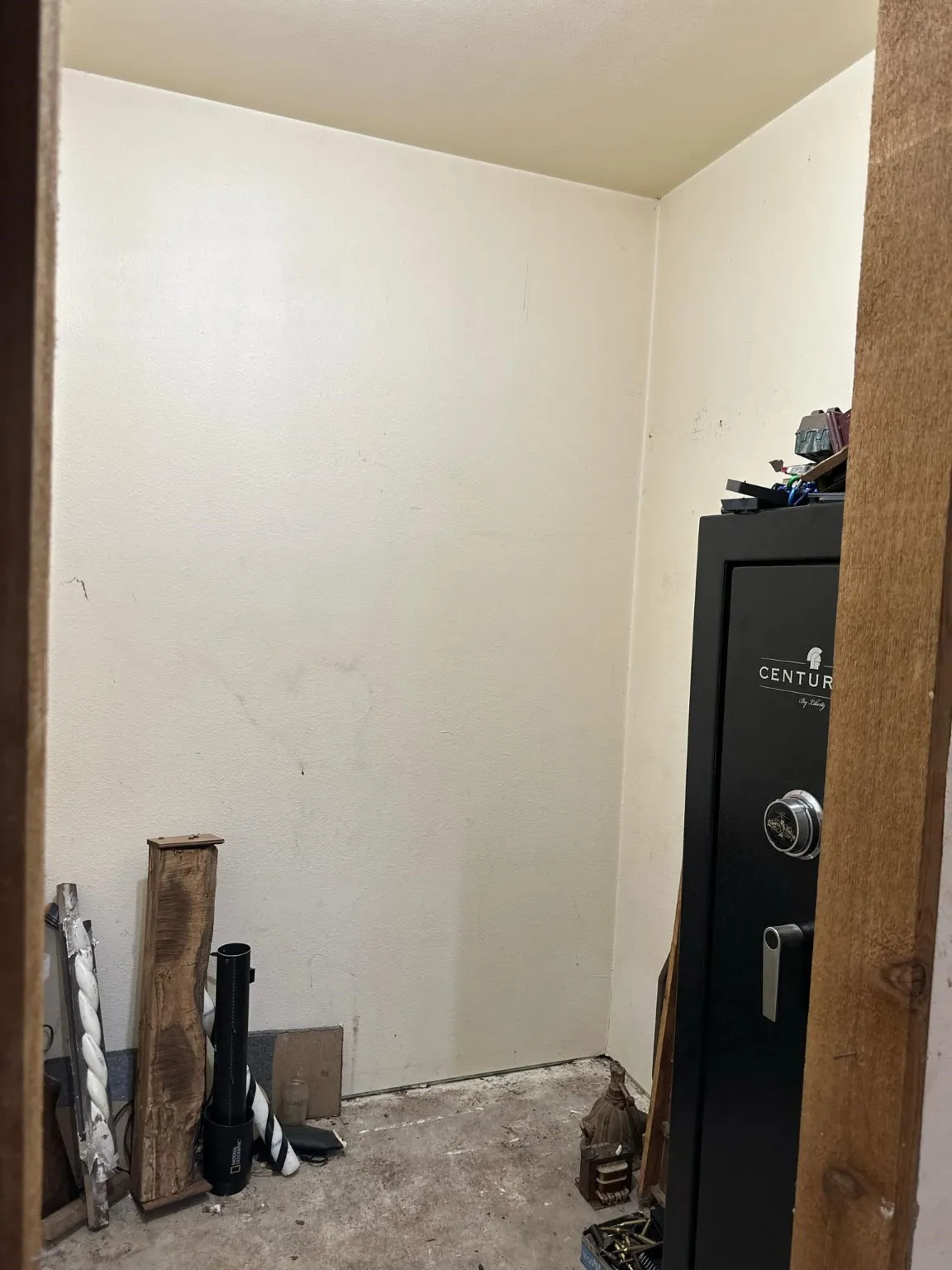 Miscellaneous room featuring concrete flooring