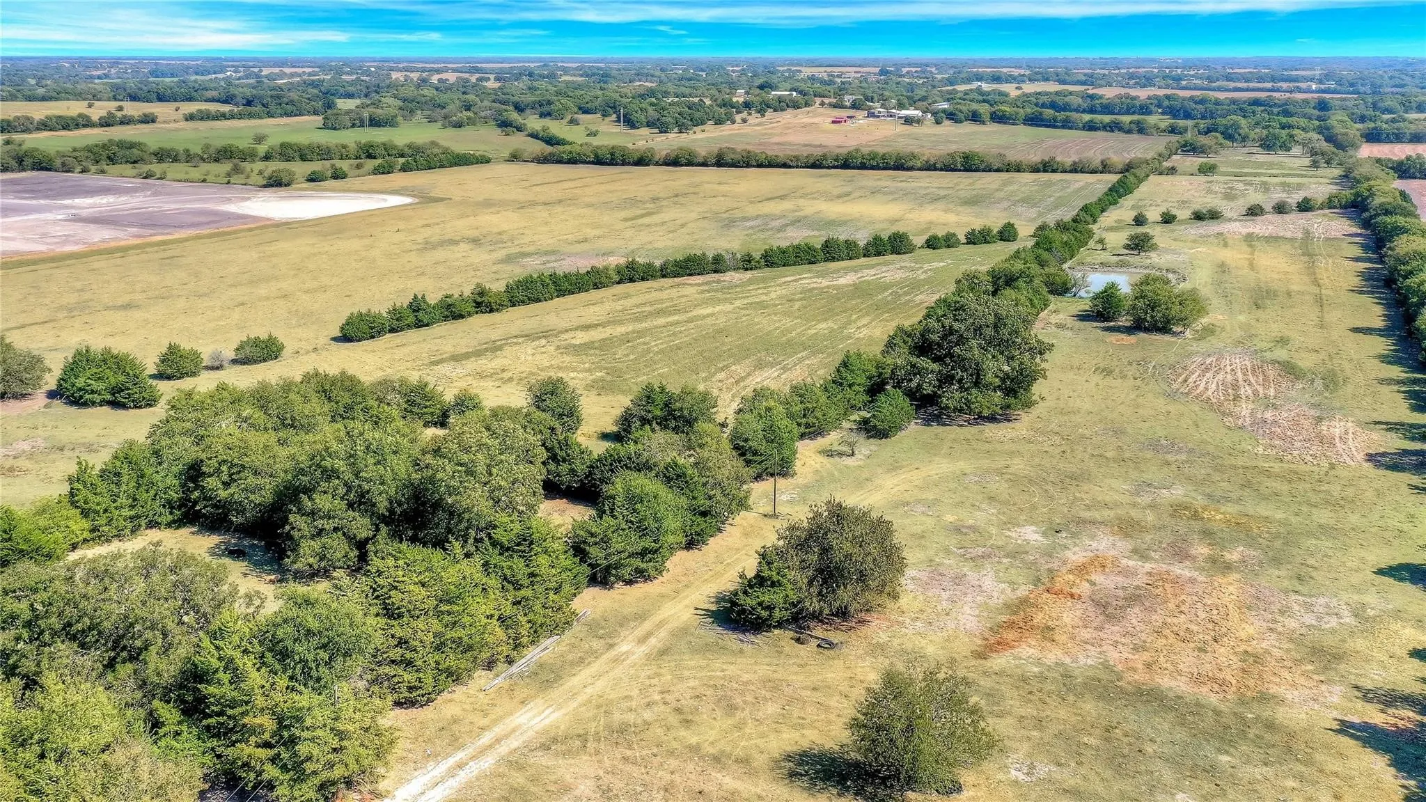 Drone / aerial view featuring a rural view