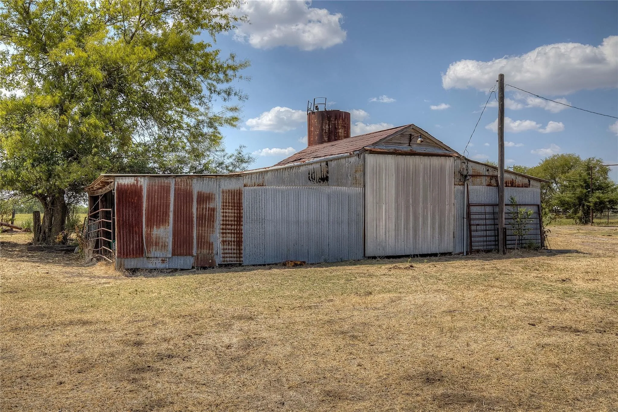 Unimproved Land For Sale in Hunt County , 4183 County Rd 2596, Royse City, Texas 75189, 0, 0, Garage spaces, 0 Sqft, built in 0, Price $2,550,000, mls#20743244, Real Estate Agent in Royse City, Homes For Sale in Hunt county, Homes For Sale in Royse City, Realtor in Royse City Texas, Real Estate Brokerage Independent Realty Texas, Luminita Cordes Realtor