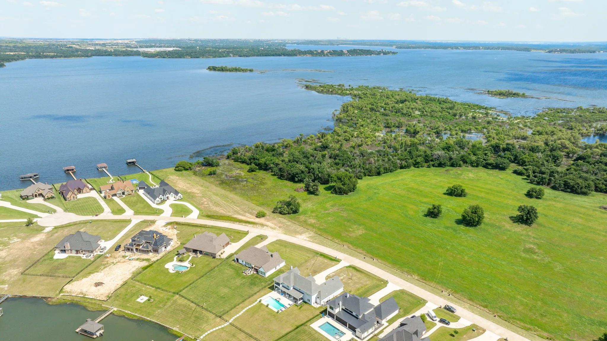 Unimproved Land For Sale in Tarrant County , 1800 S Laguna S, Pelican Bay, Texas 76020, 0, 0, Garage spaces, 0 Sqft, built in 0, mls#20743400, Real Estate Agent in Pelican Bay, Homes For Sale in Tarrant county, Homes For Sale in Pelican Bay, Realtor in Pelican Bay Texas, Real Estate Brokerage Independent Realty Texas, Luminita Cordes Realtor