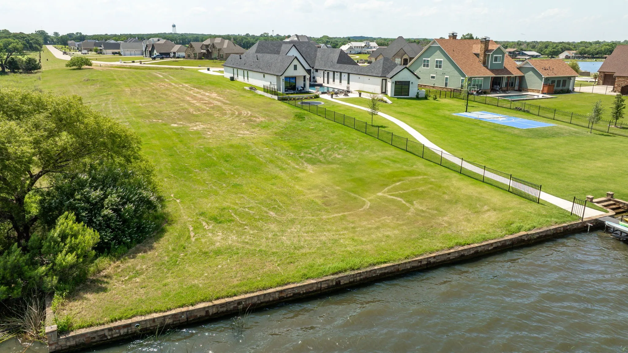 Unimproved Land For Sale in Tarrant County , 1800 S Laguna S, Pelican Bay, Texas 76020, 0, 0, Garage spaces, 0 Sqft, built in 0, mls#20743400, Real Estate Agent in Pelican Bay, Homes For Sale in Tarrant county, Homes For Sale in Pelican Bay, Realtor in Pelican Bay Texas, Real Estate Brokerage Independent Realty Texas, Luminita Cordes Realtor