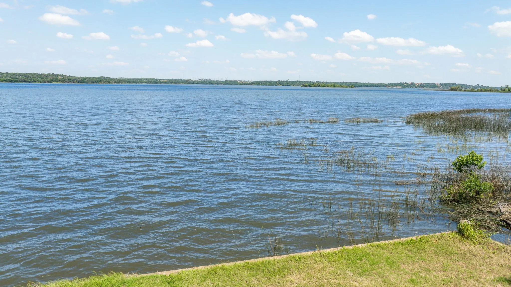Unimproved Land For Sale in Tarrant County , 1800 S Laguna S, Pelican Bay, Texas 76020, 0, 0, Garage spaces, 0 Sqft, built in 0, mls#20743400, Real Estate Agent in Pelican Bay, Homes For Sale in Tarrant county, Homes For Sale in Pelican Bay, Realtor in Pelican Bay Texas, Real Estate Brokerage Independent Realty Texas, Luminita Cordes Realtor