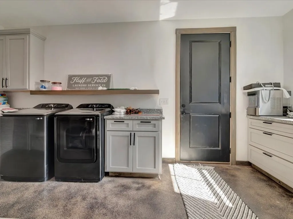 Single Family Residence For Sale in Angelina County , 191 Westview Drive, Lufkin, Texas 75904, 4 Bedrooms, 3 Bathrooms, 3 Garage spaces, 3,080 Sqft, built in 2022, Preowned, Price $649,000, mls#20748479, Real Estate Agent in Lufkin, Homes For Sale in Angelina county, Homes For Sale in Lufkin, Realtor in Lufkin Texas, Real Estate Brokerage Independent Realty Texas, Luminita Cordes Realtor