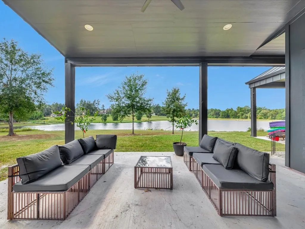 Single Family Residence For Sale in Angelina County , 191 Westview Drive, Lufkin, Texas 75904, 4 Bedrooms, 3 Bathrooms, 3 Garage spaces, 3,080 Sqft, built in 2022, Preowned, Price $649,000, mls#20748479, Real Estate Agent in Lufkin, Homes For Sale in Angelina county, Homes For Sale in Lufkin, Realtor in Lufkin Texas, Real Estate Brokerage Independent Realty Texas, Luminita Cordes Realtor