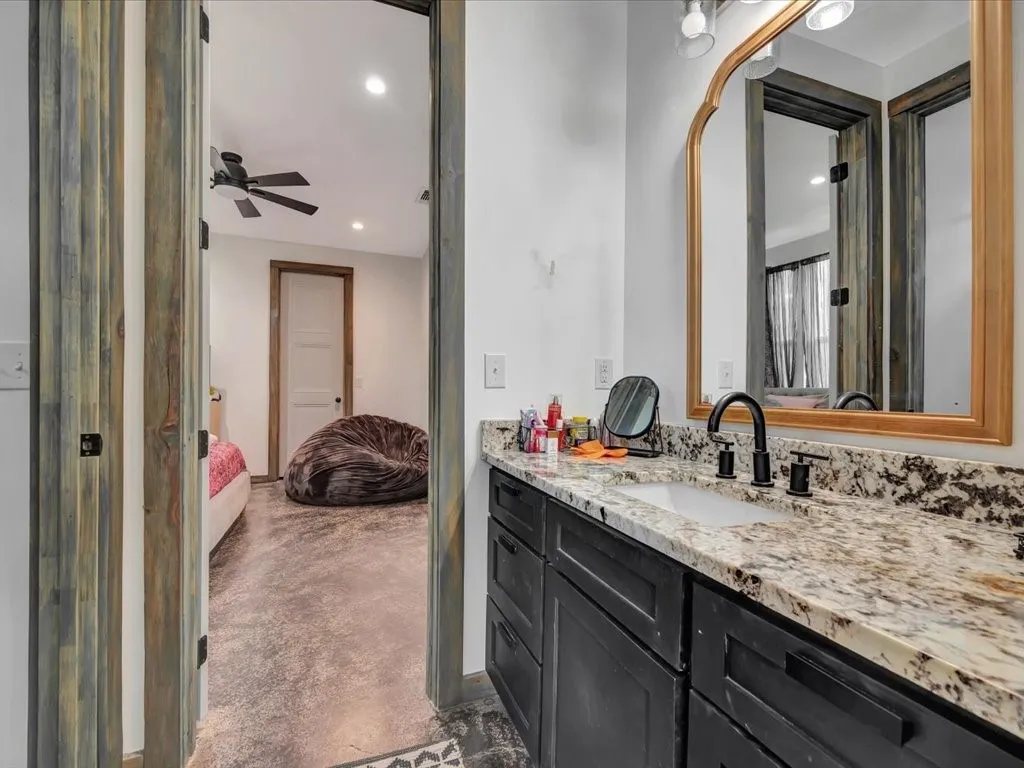 Single Family Residence For Sale in Angelina County , 191 Westview Drive, Lufkin, Texas 75904, 4 Bedrooms, 3 Bathrooms, 3 Garage spaces, 3,080 Sqft, built in 2022, Preowned, Price $649,000, mls#20748479, Real Estate Agent in Lufkin, Homes For Sale in Angelina county, Homes For Sale in Lufkin, Realtor in Lufkin Texas, Real Estate Brokerage Independent Realty Texas, Luminita Cordes Realtor