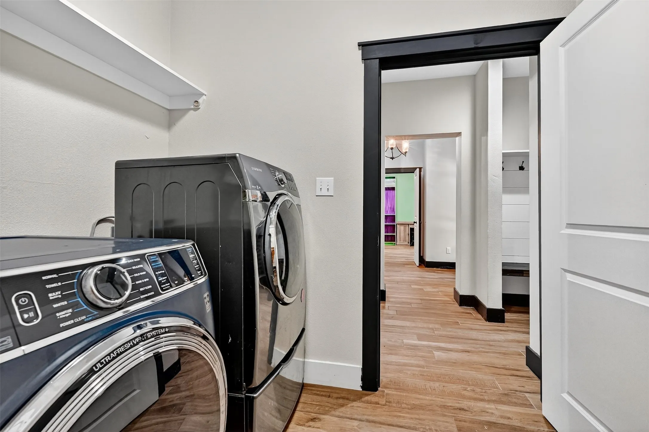 Single Family Residence For Sale in Grayson County , 610 Deleon Street, Denison, Texas 75020, 4 Bedroom, 3 Bathroom, 2 Garage spaces, 2,687 Sqft, built in 2019, Preowned, mls#20745072, Real Estate Agent in Denison, Homes For Sale in Grayson county, Homes For Sale in Denison, Realtor in Denison Texas, Real Estate Brokerage Independent Realty Texas, Luminita Cordes Realtor