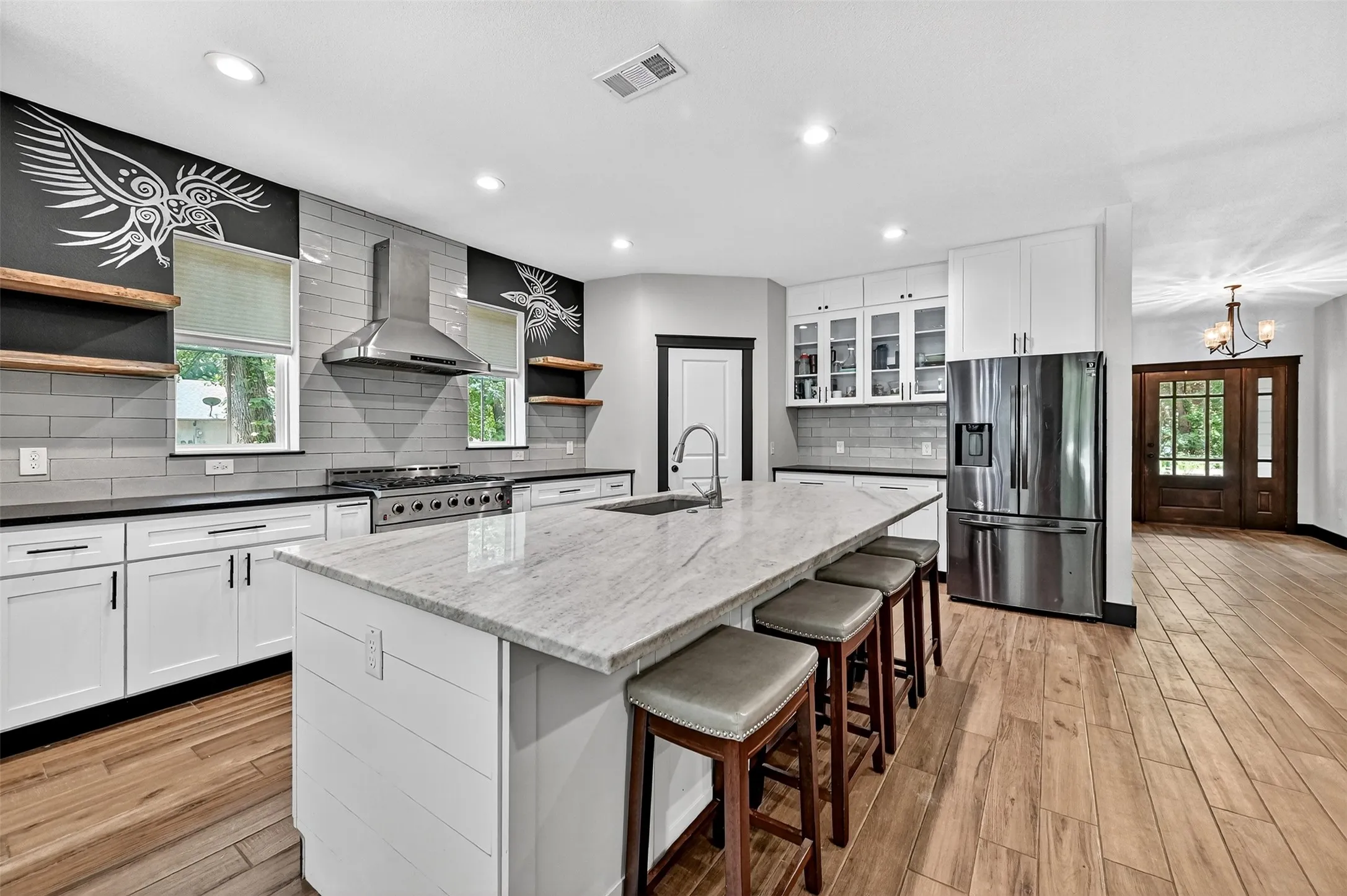 Single Family Residence For Sale in Grayson County , 610 Deleon Street, Denison, Texas 75020, 4 Bedroom, 3 Bathroom, 2 Garage spaces, 2,687 Sqft, built in 2019, Preowned, mls#20745072, Real Estate Agent in Denison, Homes For Sale in Grayson county, Homes For Sale in Denison, Realtor in Denison Texas, Real Estate Brokerage Independent Realty Texas, Luminita Cordes Realtor