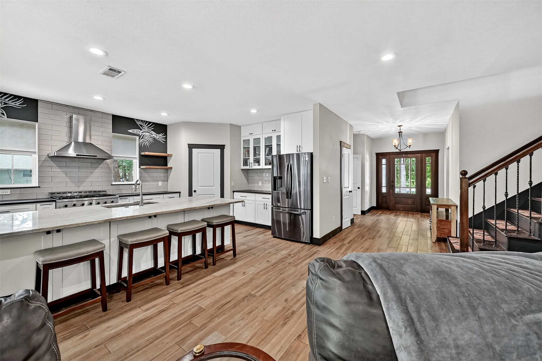 Single Family Residence For Sale in Grayson County , 610 Deleon Street, Denison, Texas 75020, 4 Bedroom, 3 Bathroom, 2 Garage spaces, 2,687 Sqft, built in 2019, Preowned, mls#20745072, Real Estate Agent in Denison, Homes For Sale in Grayson county, Homes For Sale in Denison, Realtor in Denison Texas, Real Estate Brokerage Independent Realty Texas, Luminita Cordes Realtor