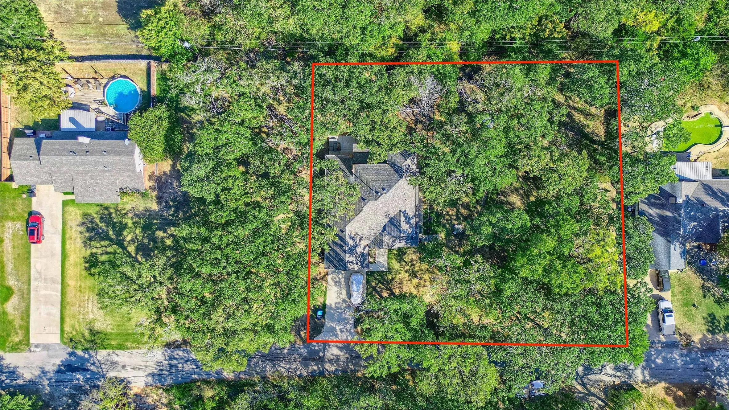 Single Family Residence For Sale in Grayson County , 610 Deleon Street, Denison, Texas 75020, 4 Bedroom, 3 Bathroom, 2 Garage spaces, 2,687 Sqft, built in 2019, Preowned, mls#20745072, Real Estate Agent in Denison, Homes For Sale in Grayson county, Homes For Sale in Denison, Realtor in Denison Texas, Real Estate Brokerage Independent Realty Texas, Luminita Cordes Realtor