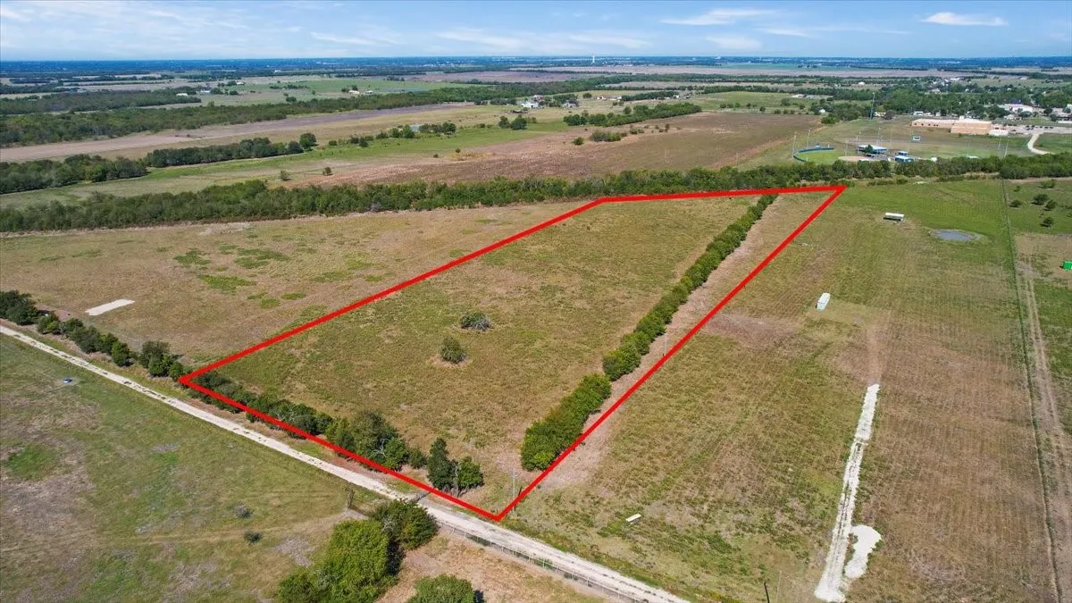 Aerial view featuring a rural view