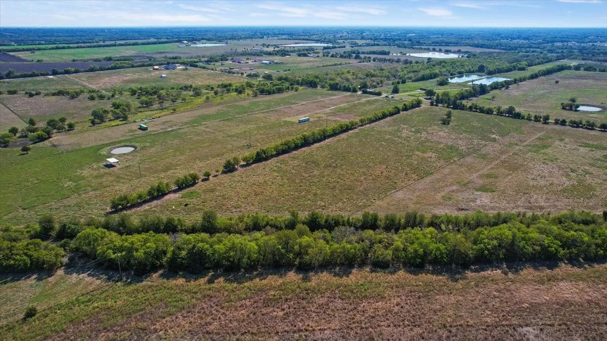 Aerial view featuring a rural view