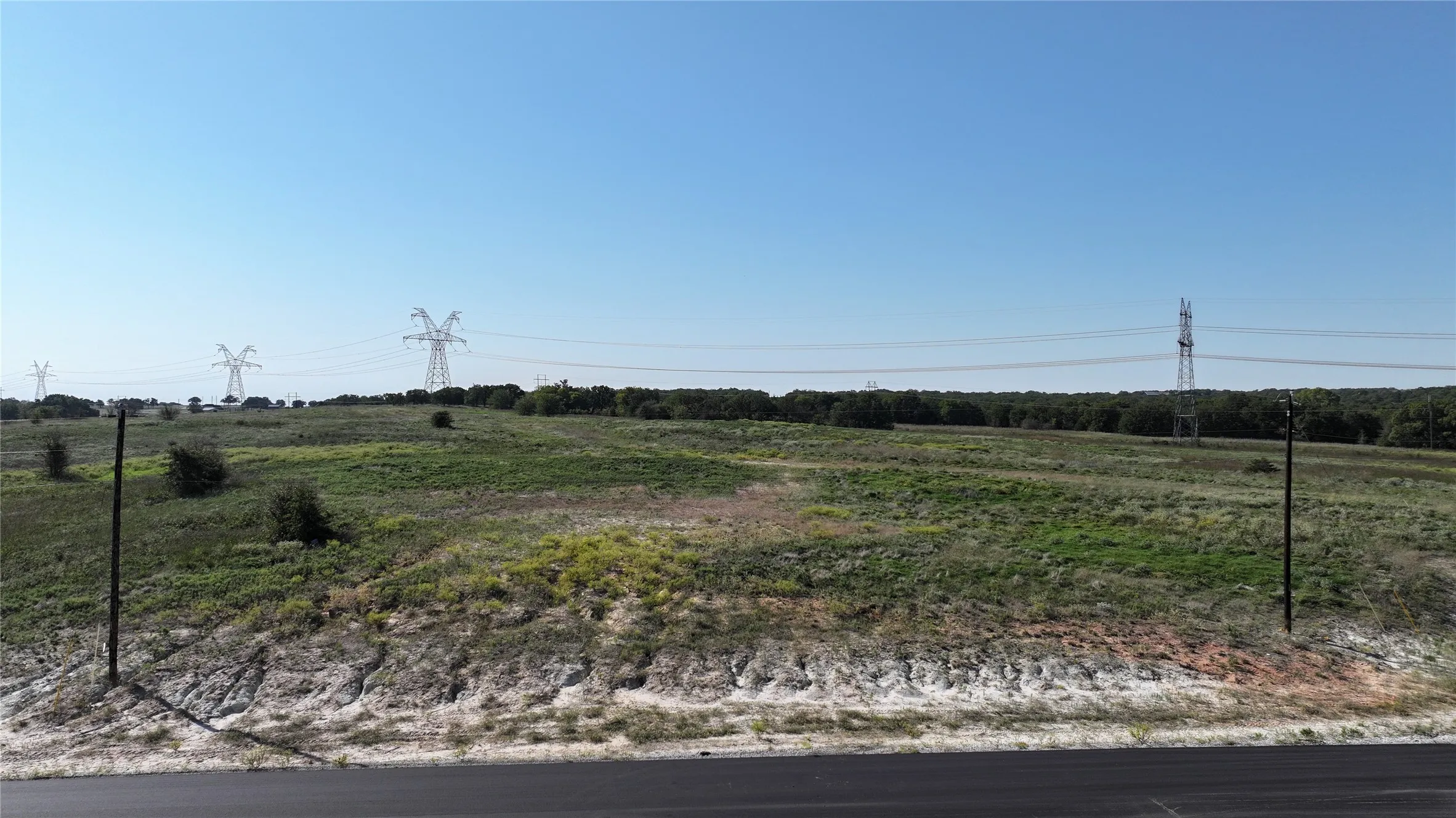 View of yard featuring a rural view