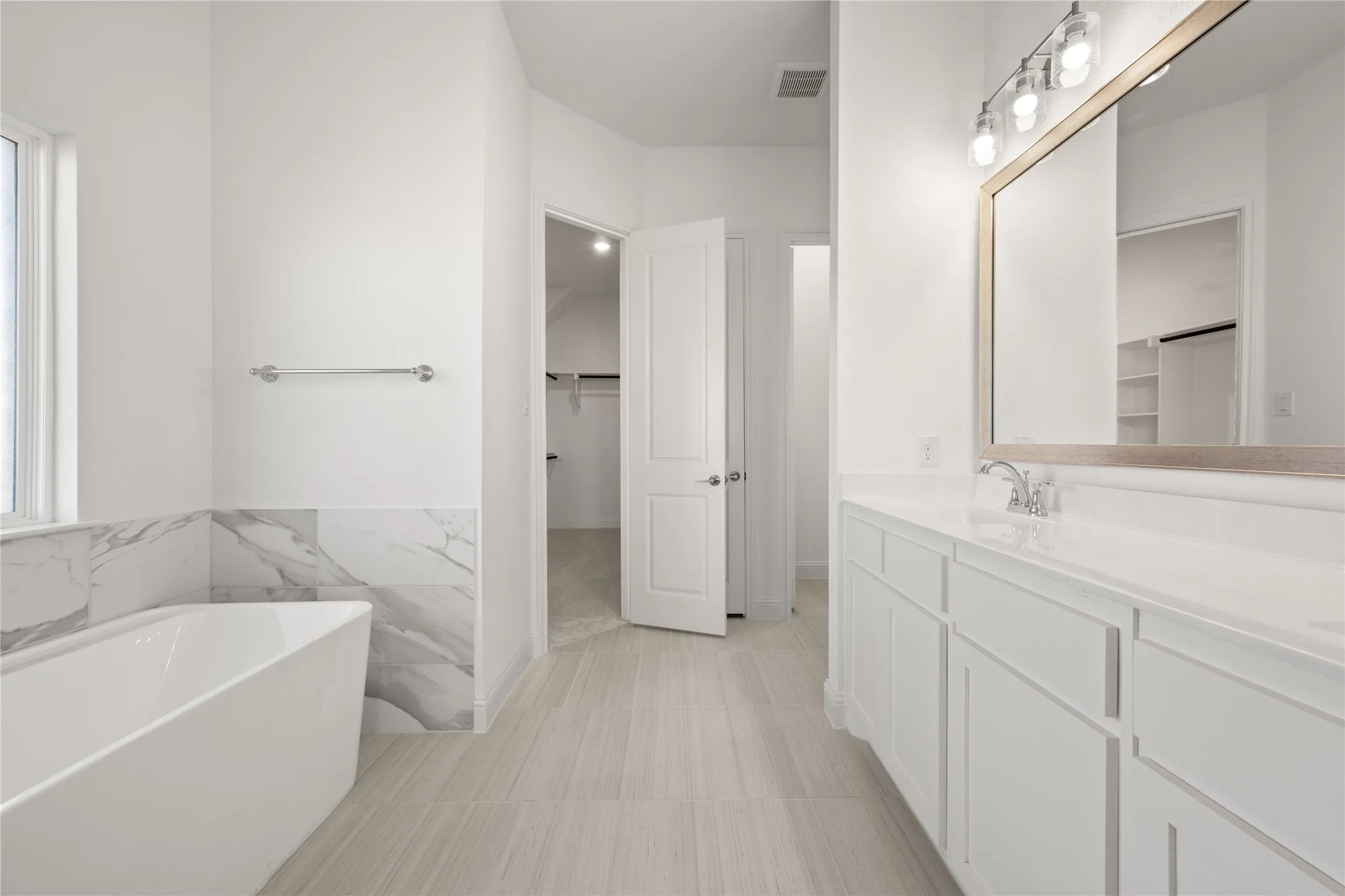 1016 Mill Ridge- Primary Suite-3