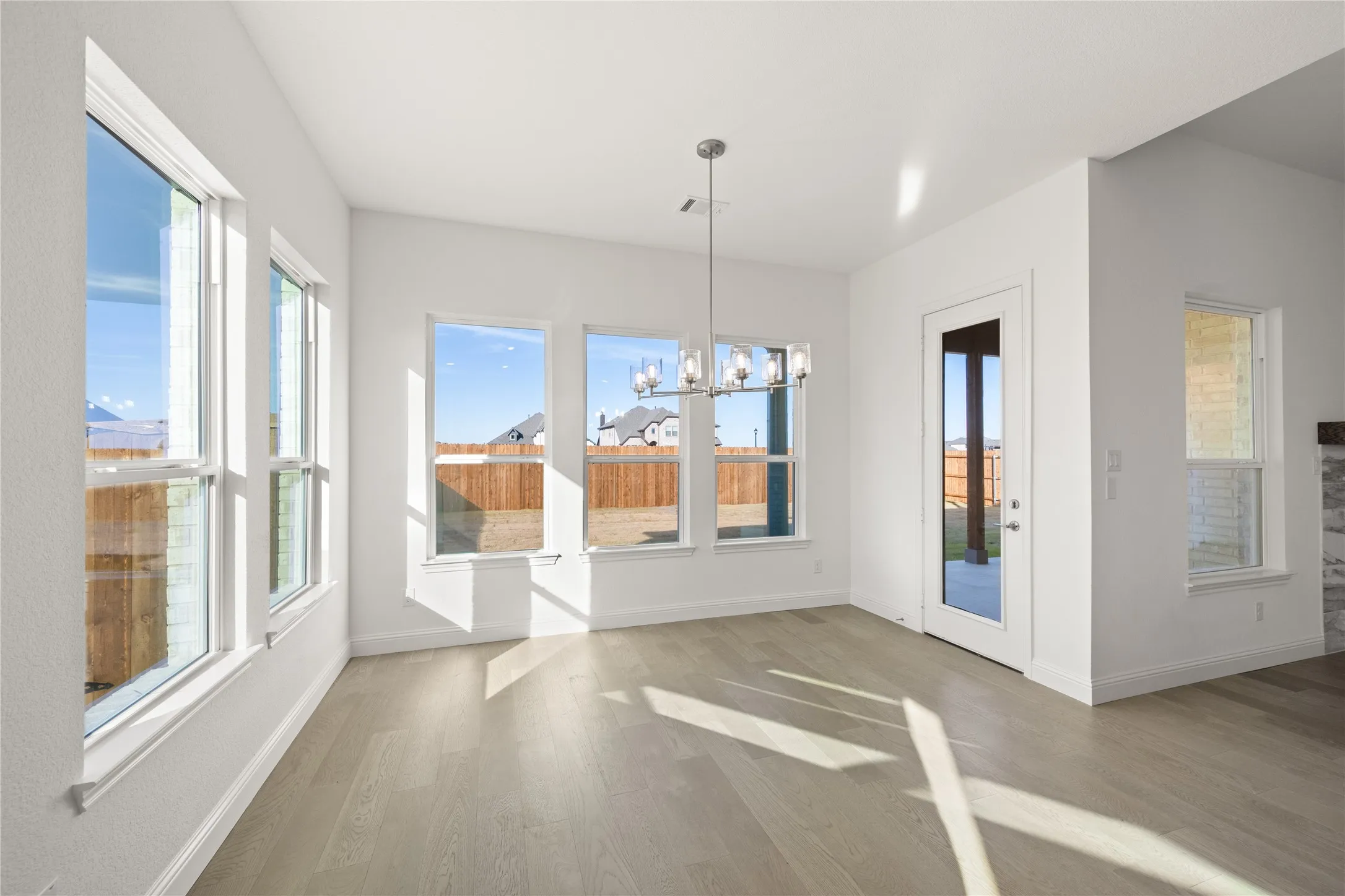 1016 Mill Ridge- Dining-1