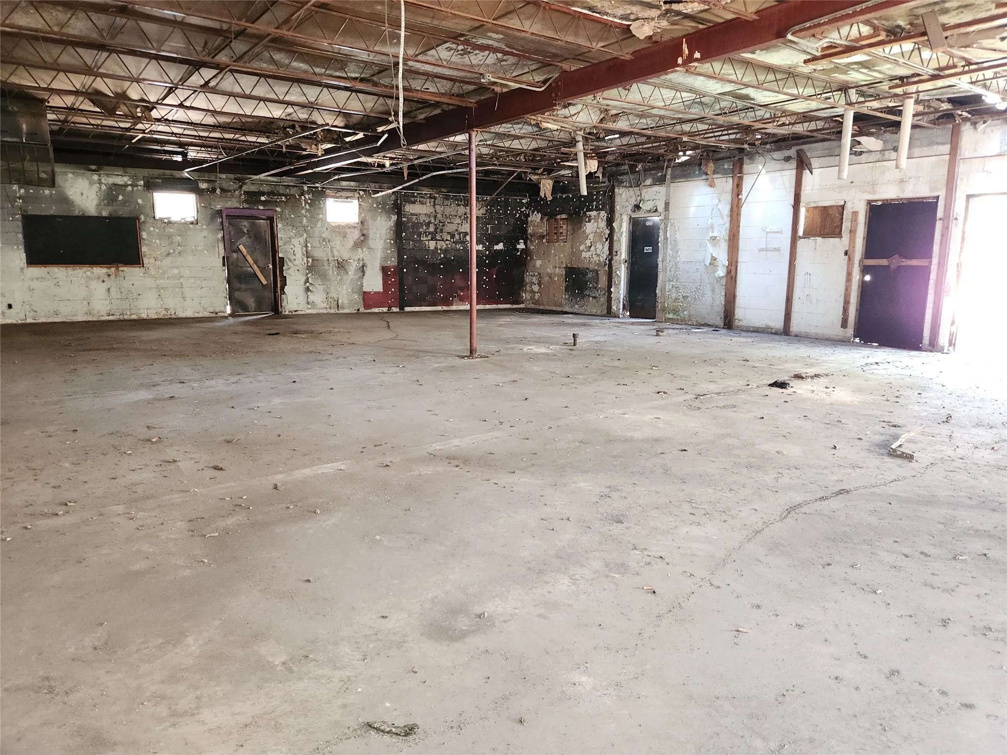 Retail For Sale in Dallas County , 4118 Colonial Avenue, Dallas, Texas 75215, 0, 0, Garage spaces, 0 Sqft, built in 1965, Preowned, Price $315,000, mls#20754154, Real Estate Agent in Dallas, Homes For Sale in Dallas county, Homes For Sale in Dallas, Realtor in Dallas Texas, Real Estate Brokerage Independent Realty Texas, Luminita Cordes Realtor