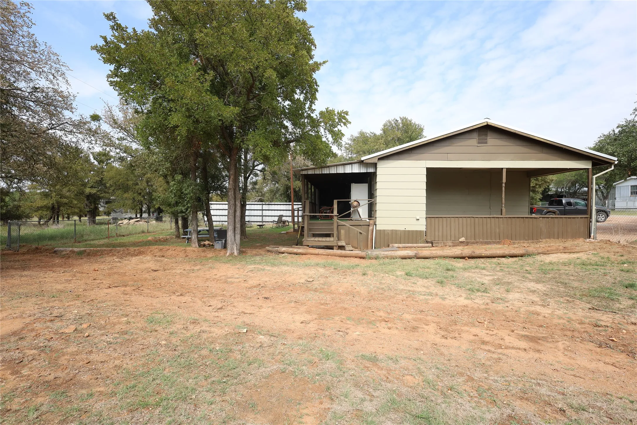 Single Family Residence For Sale in Brown County , 4240 CHEYENNE DR, May, Texas 76857, 2 Bedroom, 2 Bathroom, Garage spaces, 1,024 Sqft, built in 1995, mls#20759198, Real Estate Agent in May, Homes For Sale in Brown county, Homes For Sale in May, Realtor in May Texas, Real Estate Brokerage Independent Realty Texas, Luminita Cordes Realtor