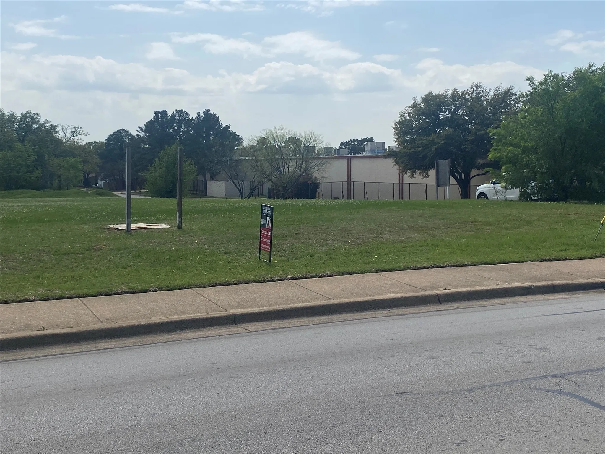 Unimproved Land For Sale in Tarrant County , 3708 Harwood Road, Bedford, Texas 76021, 0, 0, Garage spaces, 0 Sqft, built in 0, mls#20755298, Real Estate Agent in Bedford, Homes For Sale in Tarrant county, Homes For Sale in Bedford, Realtor in Bedford Texas, Real Estate Brokerage Independent Realty Texas, Luminita Cordes Realtor