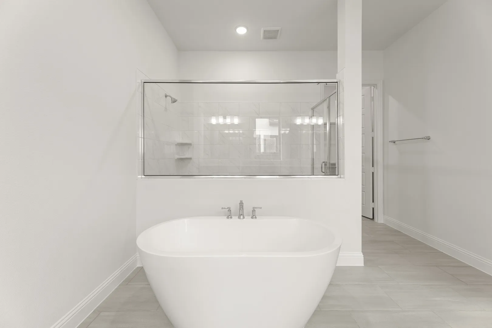 9320 Blooming Ivy - Bath