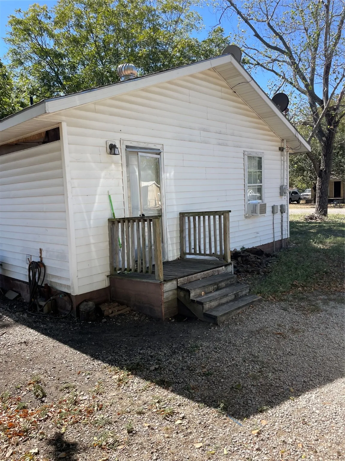 Manufactured Home For Sale in Collin County , 3210 N Central Street, Melissa, Texas 75454, 2 Bedroom, 2 Bathroom, Garage spaces, 912 Sqft, built in 1997, mls#20761844, Real Estate Agent in Melissa, Homes For Sale in Collin county, Homes For Sale in Melissa, Realtor in Melissa Texas, Real Estate Brokerage Independent Realty Texas, Luminita Cordes Realtor