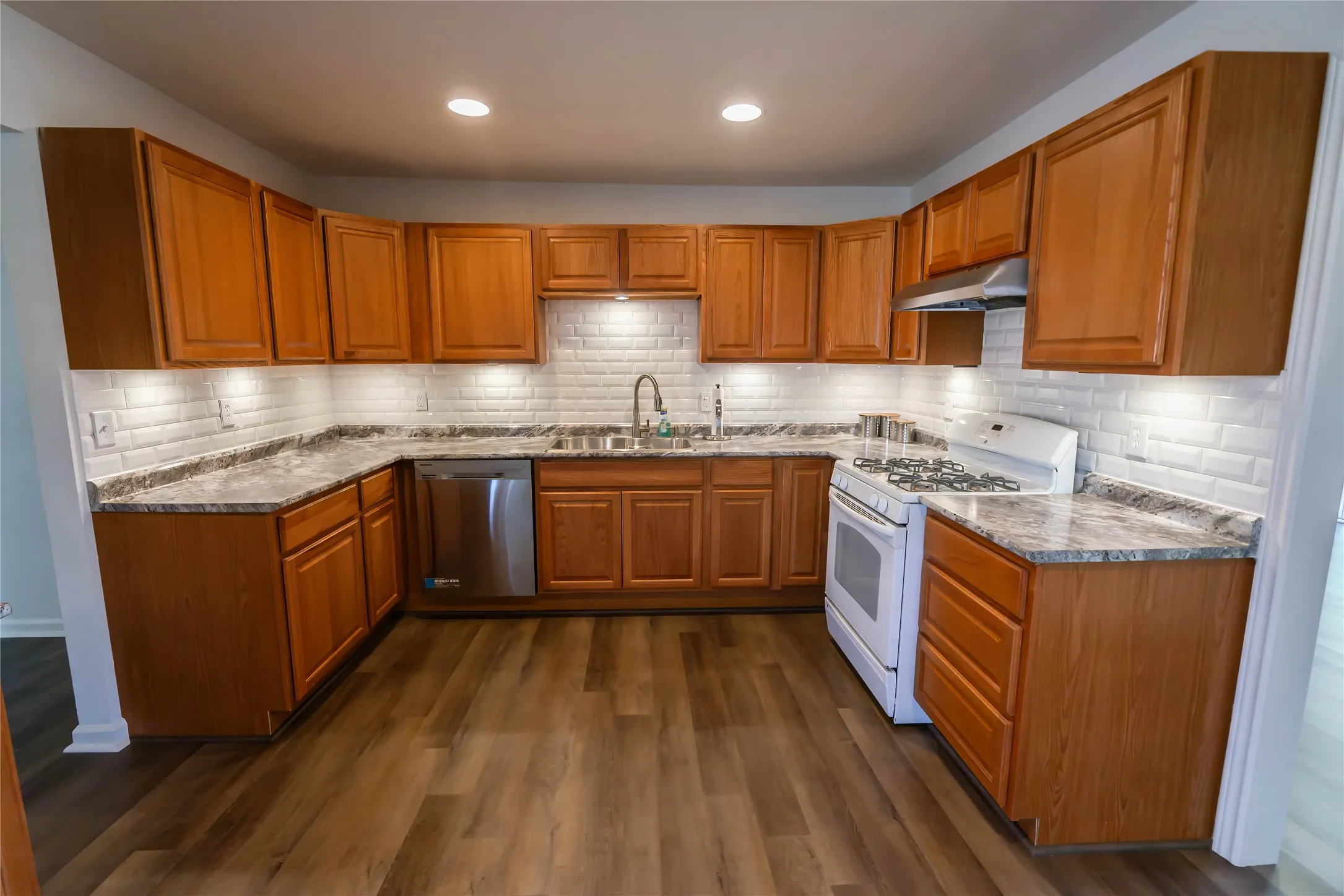 Single Family Residence For Sale in Montague County , 1226 Clay Street, Nocona, Texas 76255, 3 Bedroom, 2 Bathroom, Garage spaces, 1,649 Sqft, built in 1965, Price $199,900, mls#20761577, Real Estate Agent in Nocona, Homes For Sale in Montague county, Homes For Sale in Nocona, Realtor in Nocona Texas, Real Estate Brokerage Independent Realty Texas, Luminita Cordes Realtor