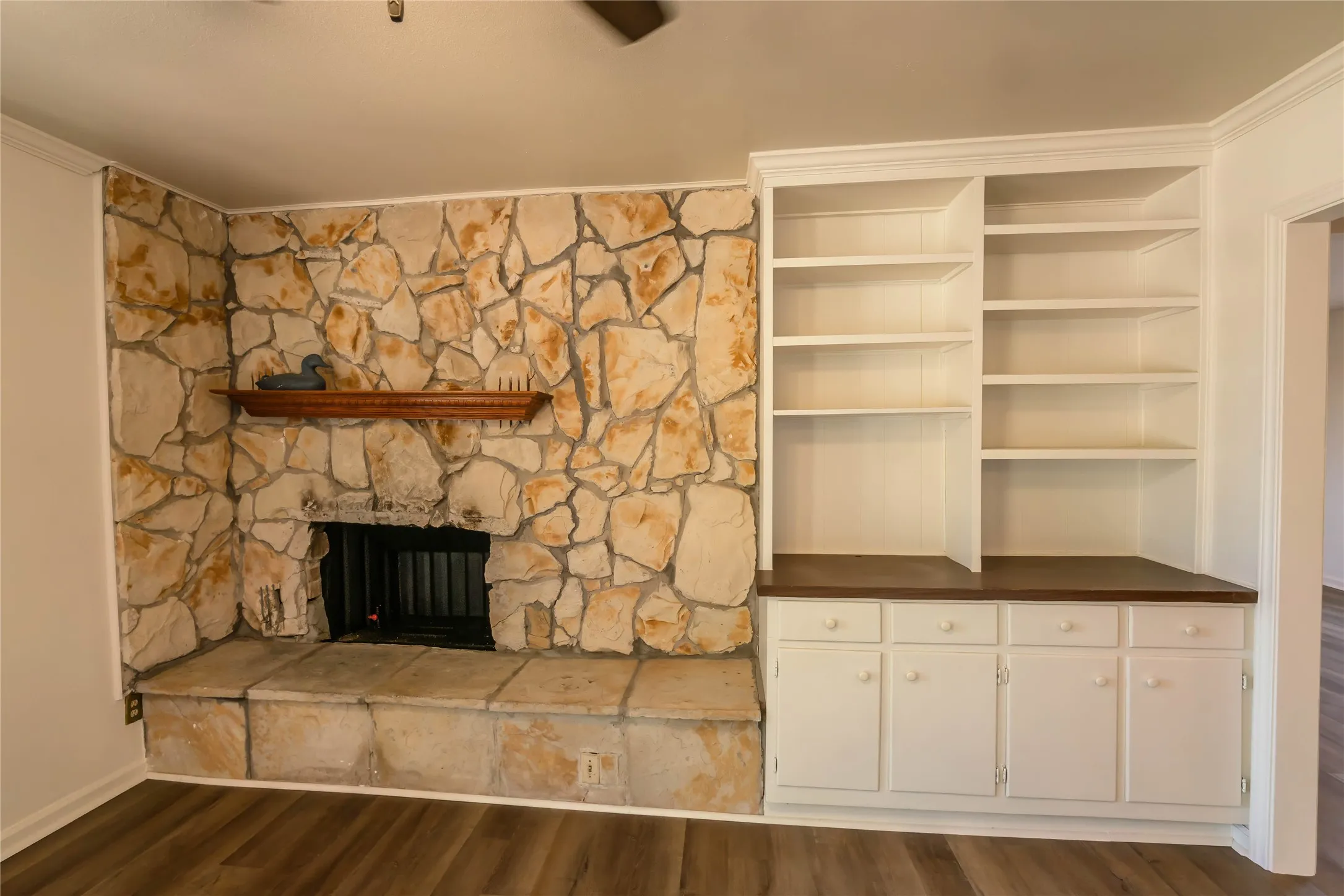 Single Family Residence For Sale in Montague County , 1226 Clay Street, Nocona, Texas 76255, 3 Bedroom, 2 Bathroom, Garage spaces, 1,649 Sqft, built in 1965, Price $199,900, mls#20761577, Real Estate Agent in Nocona, Homes For Sale in Montague county, Homes For Sale in Nocona, Realtor in Nocona Texas, Real Estate Brokerage Independent Realty Texas, Luminita Cordes Realtor
