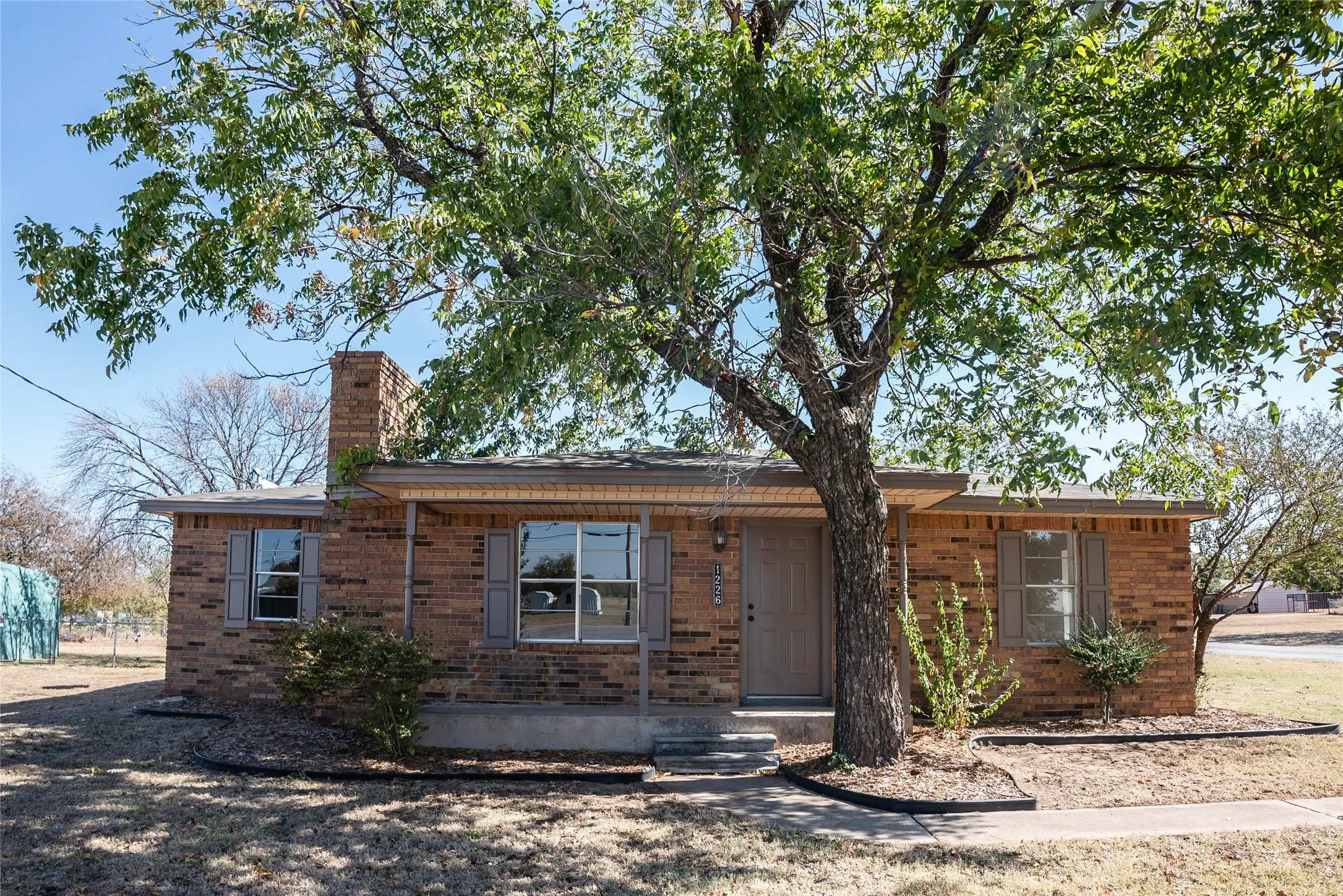 Single Family Residence For Sale in Montague County , 1226 Clay Street, Nocona, Texas 76255, 3 Bedroom, 2 Bathroom, Garage spaces, 1,649 Sqft, built in 1965, Price $199,900, mls#20761577, Real Estate Agent in Nocona, Homes For Sale in Montague county, Homes For Sale in Nocona, Realtor in Nocona Texas, Real Estate Brokerage Independent Realty Texas, Luminita Cordes Realtor