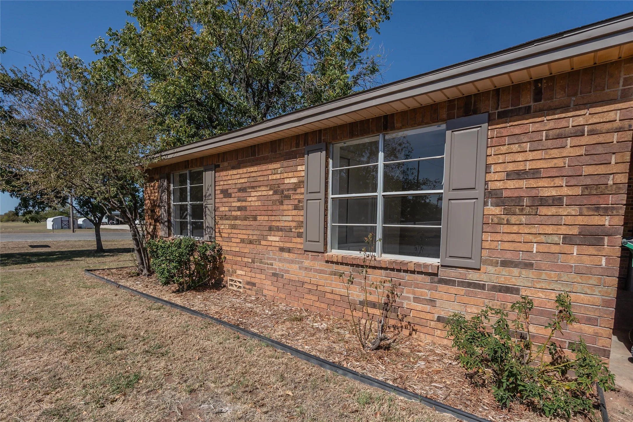 Single Family Residence For Sale in Montague County , 1226 Clay Street, Nocona, Texas 76255, 3 Bedroom, 2 Bathroom, Garage spaces, 1,649 Sqft, built in 1965, Price $199,900, mls#20761577, Real Estate Agent in Nocona, Homes For Sale in Montague county, Homes For Sale in Nocona, Realtor in Nocona Texas, Real Estate Brokerage Independent Realty Texas, Luminita Cordes Realtor