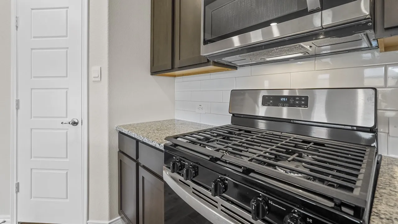 Single Family Residence For Sale in Hunt County , 111 Lantern Road, Caddo Mills, Texas 75135, 3 Bedroom, 2 Bathroom, 2 Garage spaces, 1,646 Sqft, built in 2024, New Construction - Incomplete, mls#20762332, Real Estate Agent in Caddo Mills, Homes For Sale in Hunt county, Homes For Sale in Caddo Mills, Realtor in Caddo Mills Texas, Real Estate Brokerage Independent Realty Texas, Luminita Cordes Realtor
