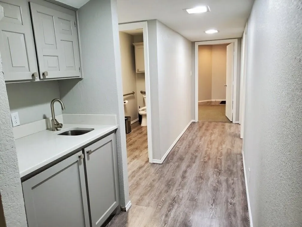 Office For Rent in Denton County , 700 Londonderry Lane 200, Denton, Texas 76205, 0, 0, Garage spaces, 0 Sqft, built in 1983, Preowned, mls#20762700, Real Estate Agent in Denton, Homes For Rent in Denton county, Homes For Rent in Denton, Realtor in Denton Texas, Real Estate Brokerage Independent Realty Texas, Luminita Cordes Realtor