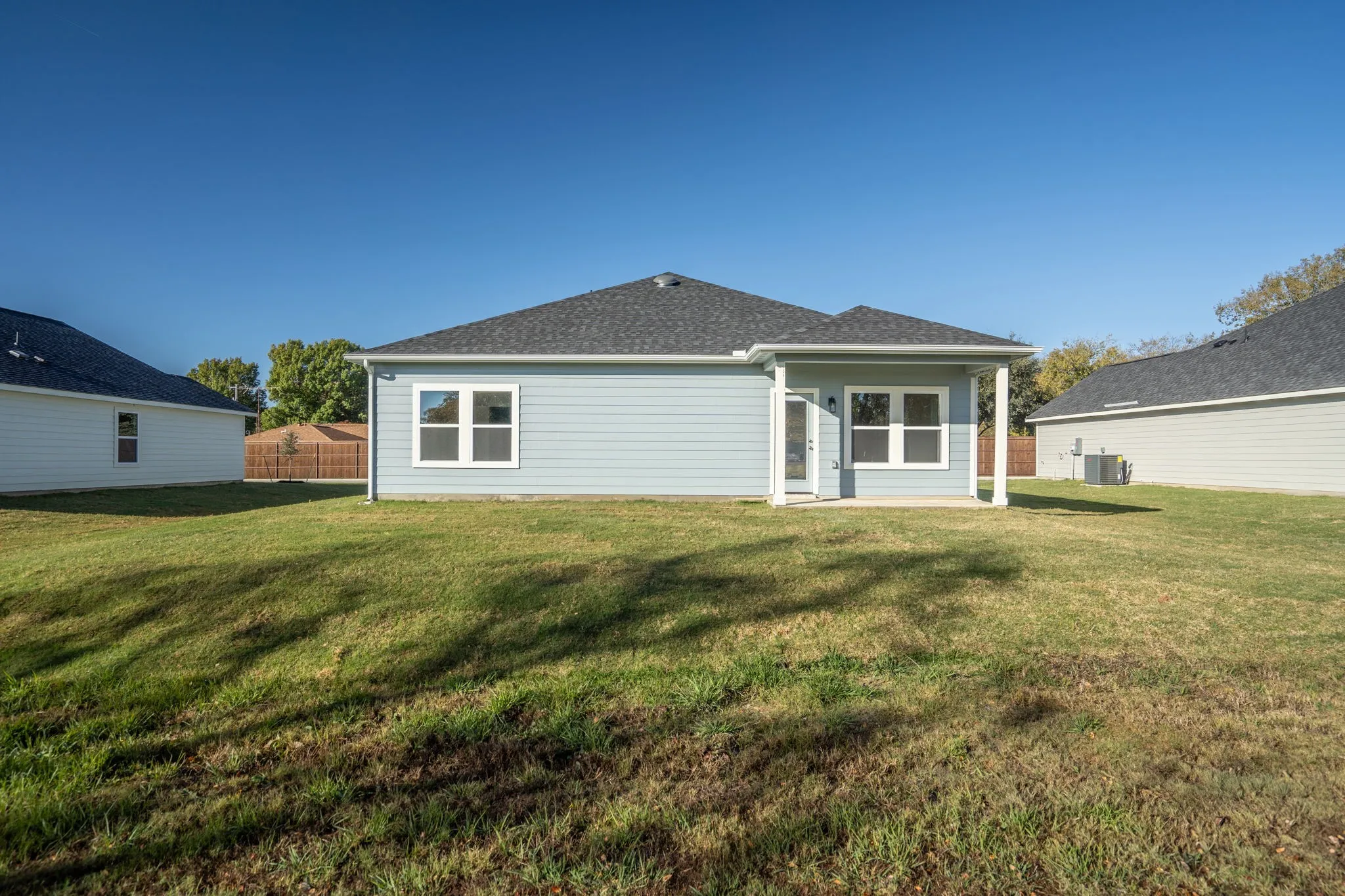Single Family Residence For Sale in Grayson County , 223 Faith Lane, Tioga, Texas 76271, 3 Bedroom, 2 Bathroom, 2 Garage spaces, 1,522 Sqft, built in 2024, New Construction - Complete, mls#20763150, Real Estate Agent in Tioga, Homes For Sale in Grayson county, Homes For Sale in Tioga, Realtor in Tioga Texas, Real Estate Brokerage Independent Realty Texas, Luminita Cordes Realtor