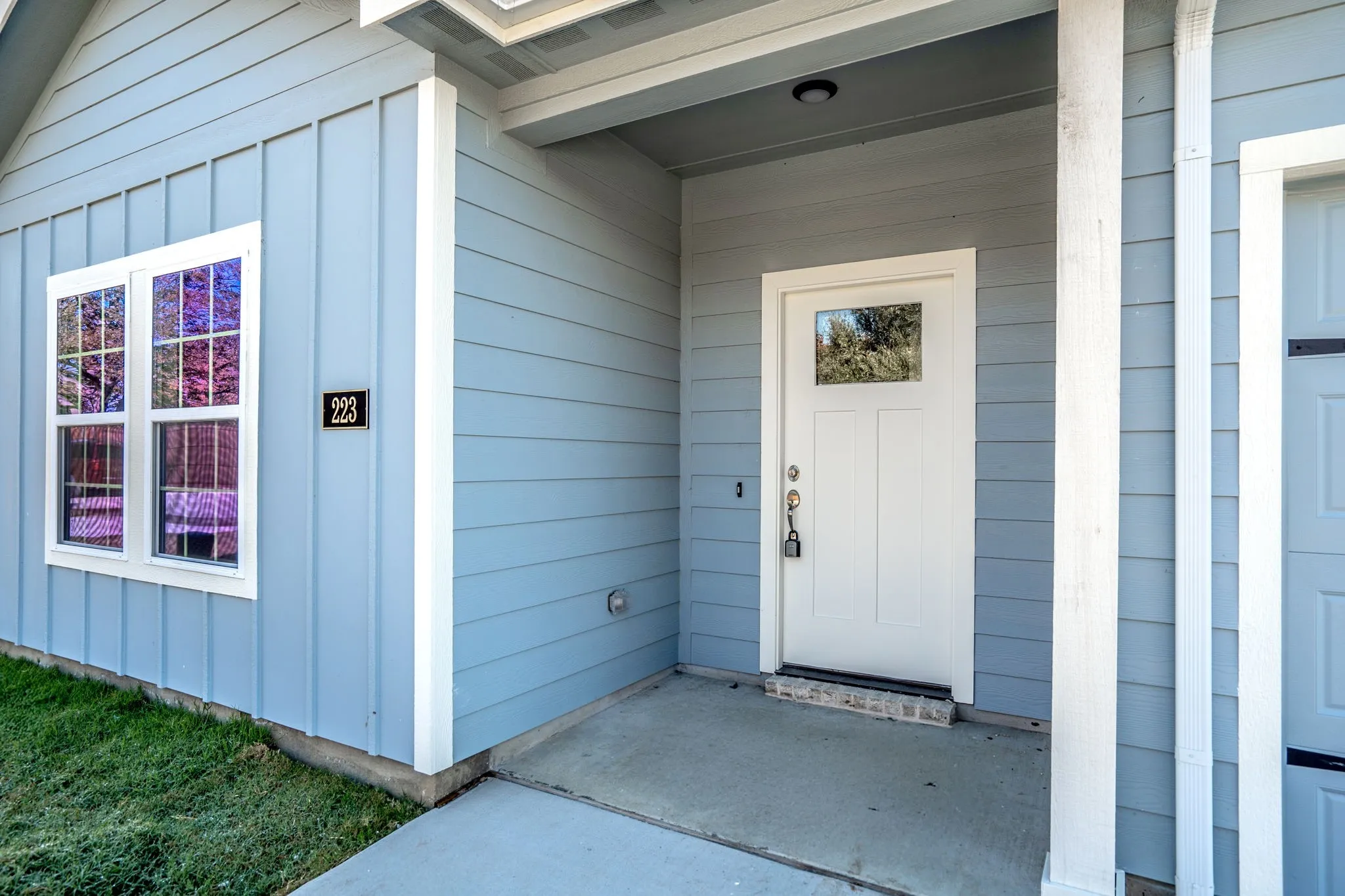 Single Family Residence For Sale in Grayson County , 223 Faith Lane, Tioga, Texas 76271, 3 Bedroom, 2 Bathroom, 2 Garage spaces, 1,522 Sqft, built in 2024, New Construction - Complete, mls#20763150, Real Estate Agent in Tioga, Homes For Sale in Grayson county, Homes For Sale in Tioga, Realtor in Tioga Texas, Real Estate Brokerage Independent Realty Texas, Luminita Cordes Realtor