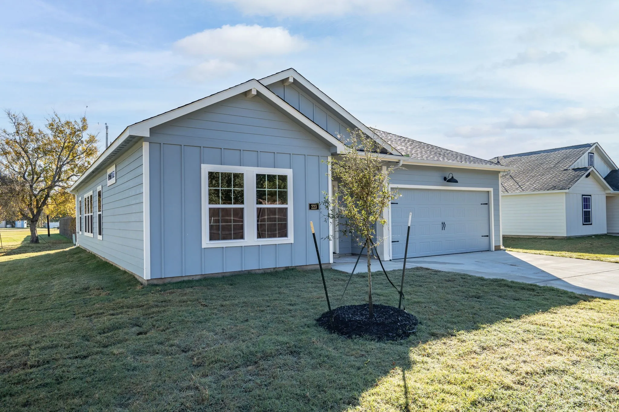 Single Family Residence For Sale in Grayson County , 223 Faith Lane, Tioga, Texas 76271, 3 Bedroom, 2 Bathroom, 2 Garage spaces, 1,522 Sqft, built in 2024, New Construction - Complete, mls#20763150, Real Estate Agent in Tioga, Homes For Sale in Grayson county, Homes For Sale in Tioga, Realtor in Tioga Texas, Real Estate Brokerage Independent Realty Texas, Luminita Cordes Realtor