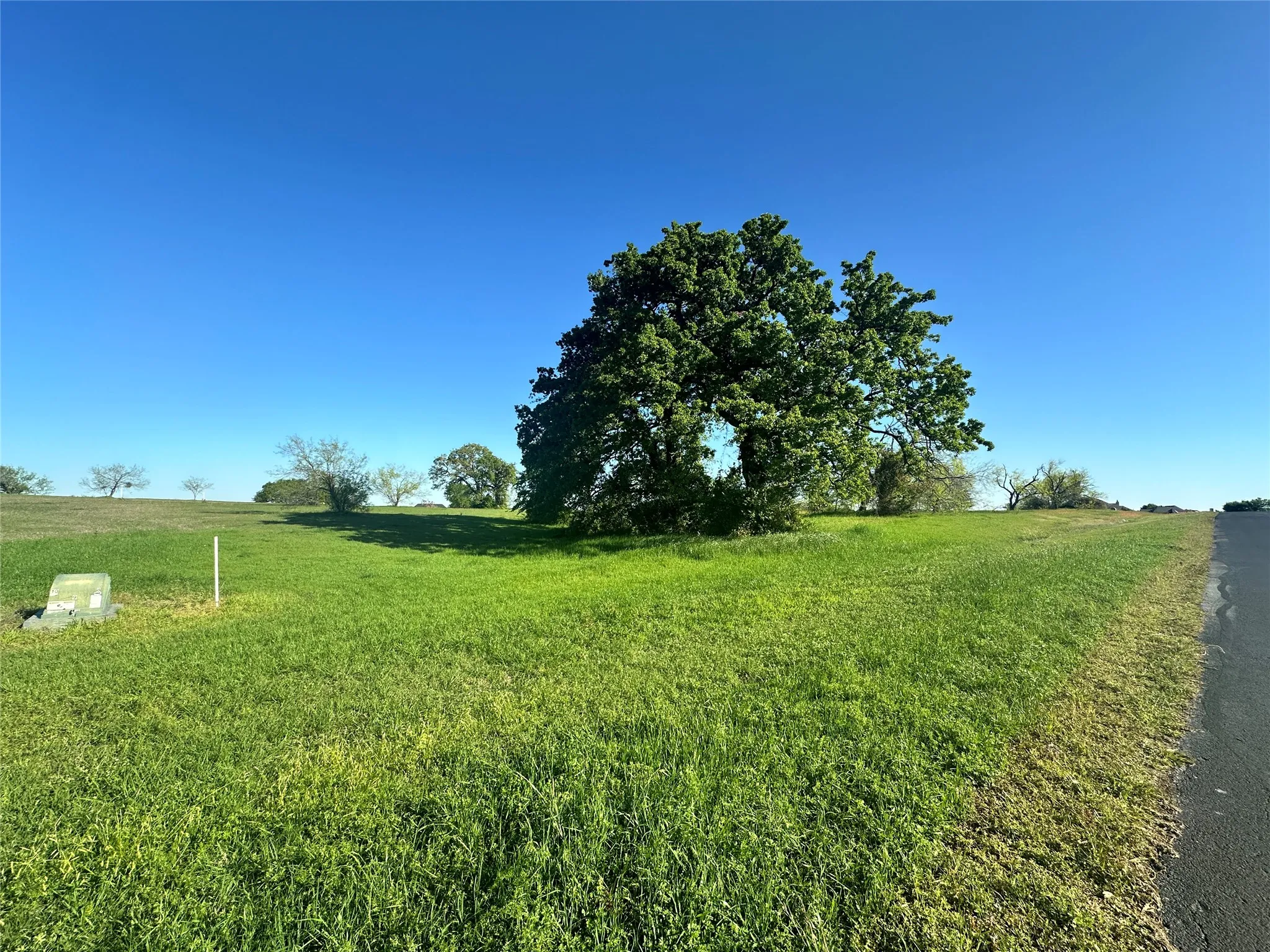 Unimproved Land For Sale in Navarro County , Lot 81 Moonlight Bay Court, Streetman, Texas 75859, 0, 0, Garage spaces, 0 Sqft, built in 0, mls#20740734, Real Estate Agent in Streetman, Homes For Sale in Navarro county, Homes For Sale in Streetman, Realtor in Streetman Texas, Real Estate Brokerage Independent Realty Texas, Luminita Cordes Realtor