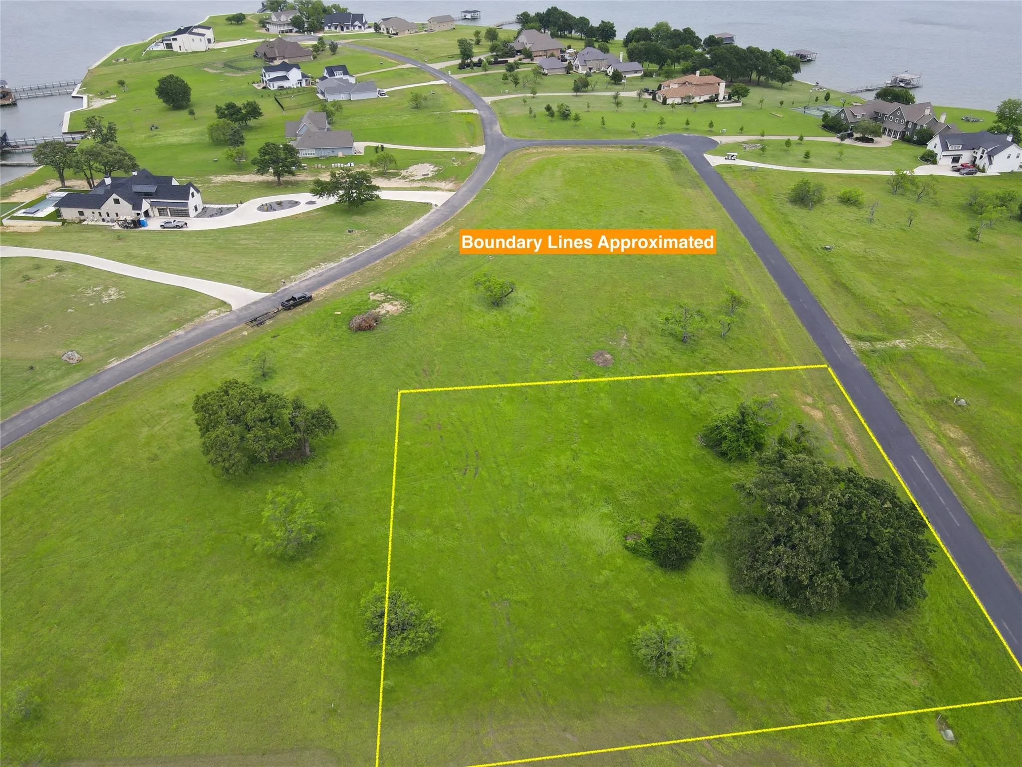 Unimproved Land For Sale in Navarro County , Lot 81 Moonlight Bay Court, Streetman, Texas 75859, 0, 0, Garage spaces, 0 Sqft, built in 0, mls#20740734, Real Estate Agent in Streetman, Homes For Sale in Navarro county, Homes For Sale in Streetman, Realtor in Streetman Texas, Real Estate Brokerage Independent Realty Texas, Luminita Cordes Realtor