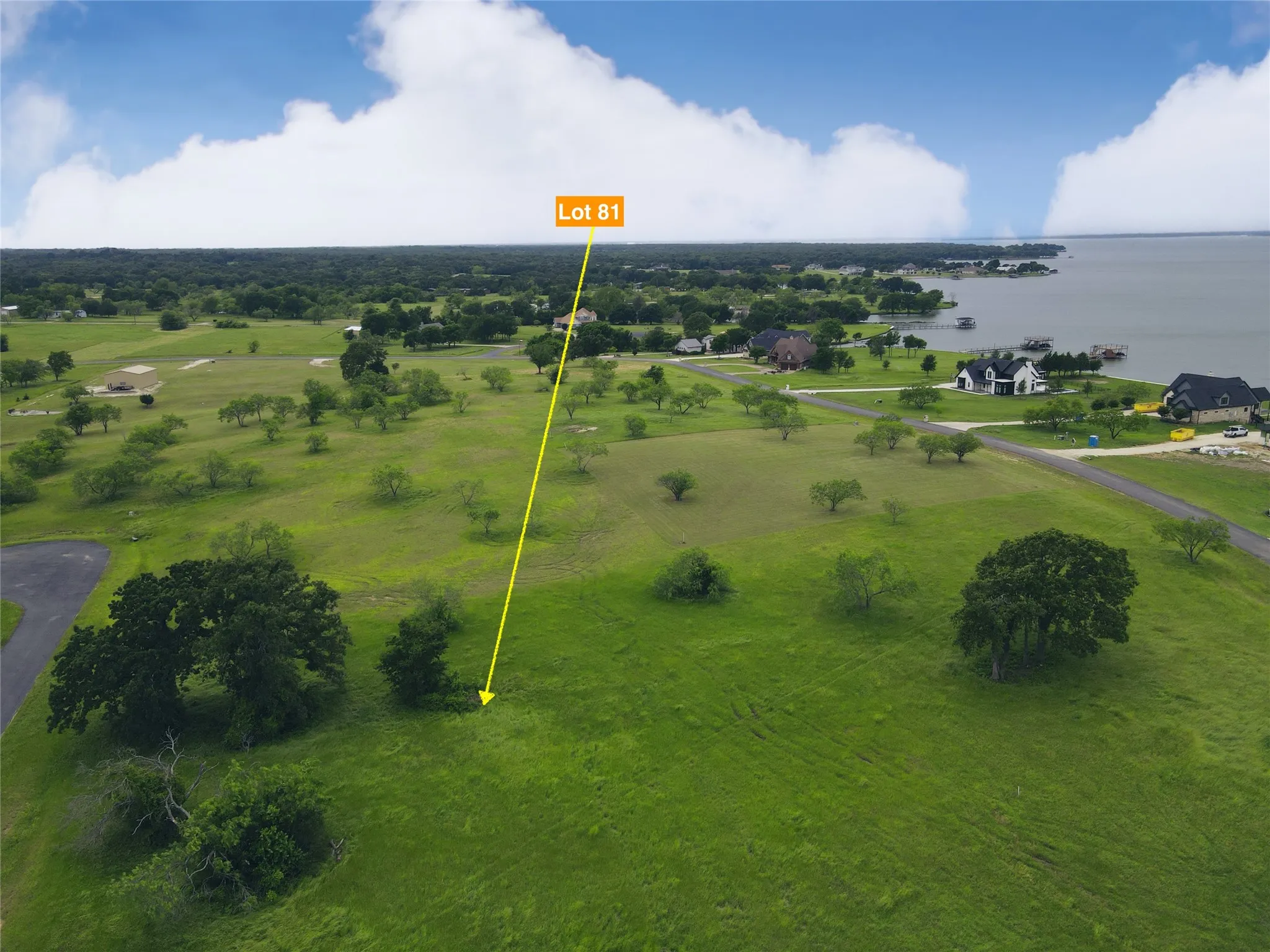 Unimproved Land For Sale in Navarro County , Lot 81 Moonlight Bay Court, Streetman, Texas 75859, 0, 0, Garage spaces, 0 Sqft, built in 0, mls#20740734, Real Estate Agent in Streetman, Homes For Sale in Navarro county, Homes For Sale in Streetman, Realtor in Streetman Texas, Real Estate Brokerage Independent Realty Texas, Luminita Cordes Realtor