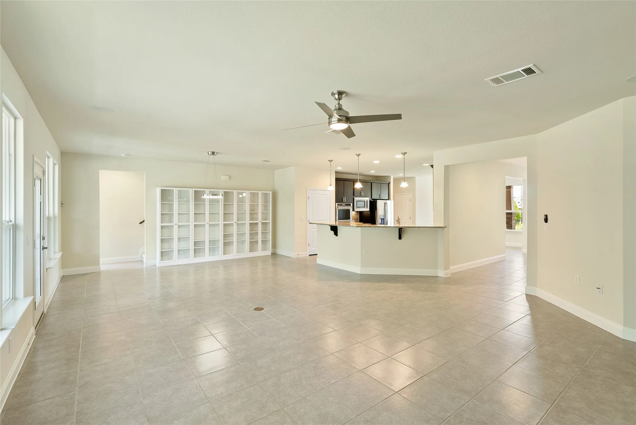 Single Family Residence For Sale in Williamson County , 331 Old Blue Mountain Lane, Georgetown, Texas 78633, 4 Bedrooms, 4 Bathrooms, 3 Garage spaces, 3,237 Sqft, built in 2015, Price $700,000, mls#20765749, Real Estate Agent in Georgetown, Homes For Sale in Williamson county, Homes For Sale in Georgetown, Realtor in Georgetown Texas, Real Estate Brokerage Independent Realty Texas, Luminita Cordes Realtor