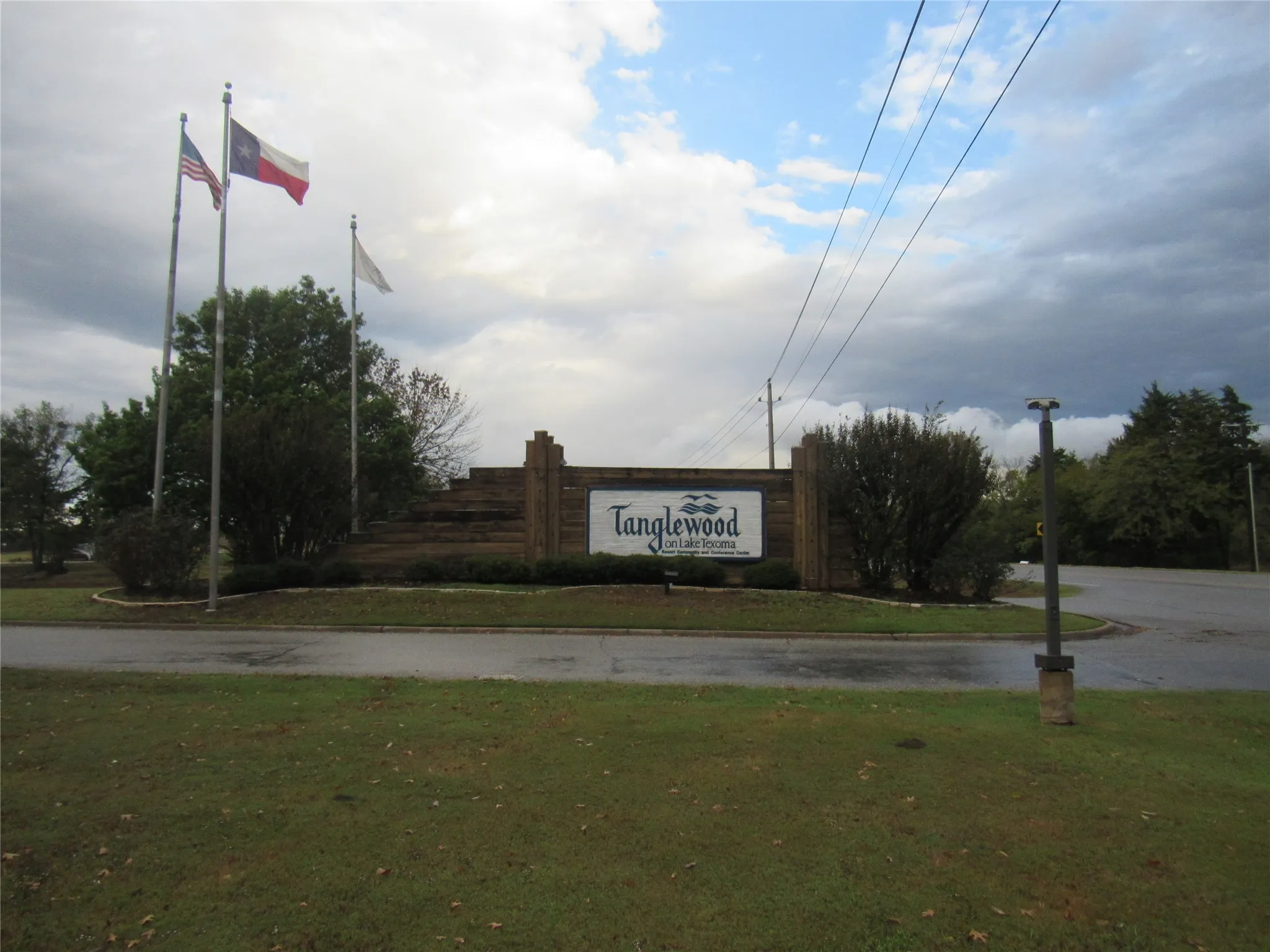 Unimproved Land For Sale in Grayson County , TBD 881-3 Tanglewood Trail, Pottsboro, Texas 75076, 0, 0, Garage spaces, 0 Sqft, built in 0, mls#20770875, Real Estate Agent in Pottsboro, Homes For Sale in Grayson county, Homes For Sale in Pottsboro, Realtor in Pottsboro Texas, Real Estate Brokerage Independent Realty Texas, Luminita Cordes Realtor