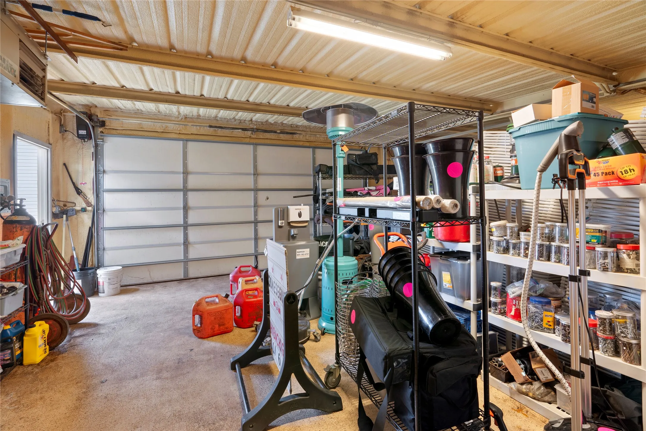 Office For Sale in Hill County , 5528 Fm 933, Whitney, Texas 76692, 0, 0, Garage spaces, 0 Sqft, built in 1995, Preowned, mls#20766789, Real Estate Agent in Whitney, Homes For Sale in Hill county, Homes For Sale in Whitney, Realtor in Whitney Texas, Real Estate Brokerage Independent Realty Texas, Luminita Cordes Realtor