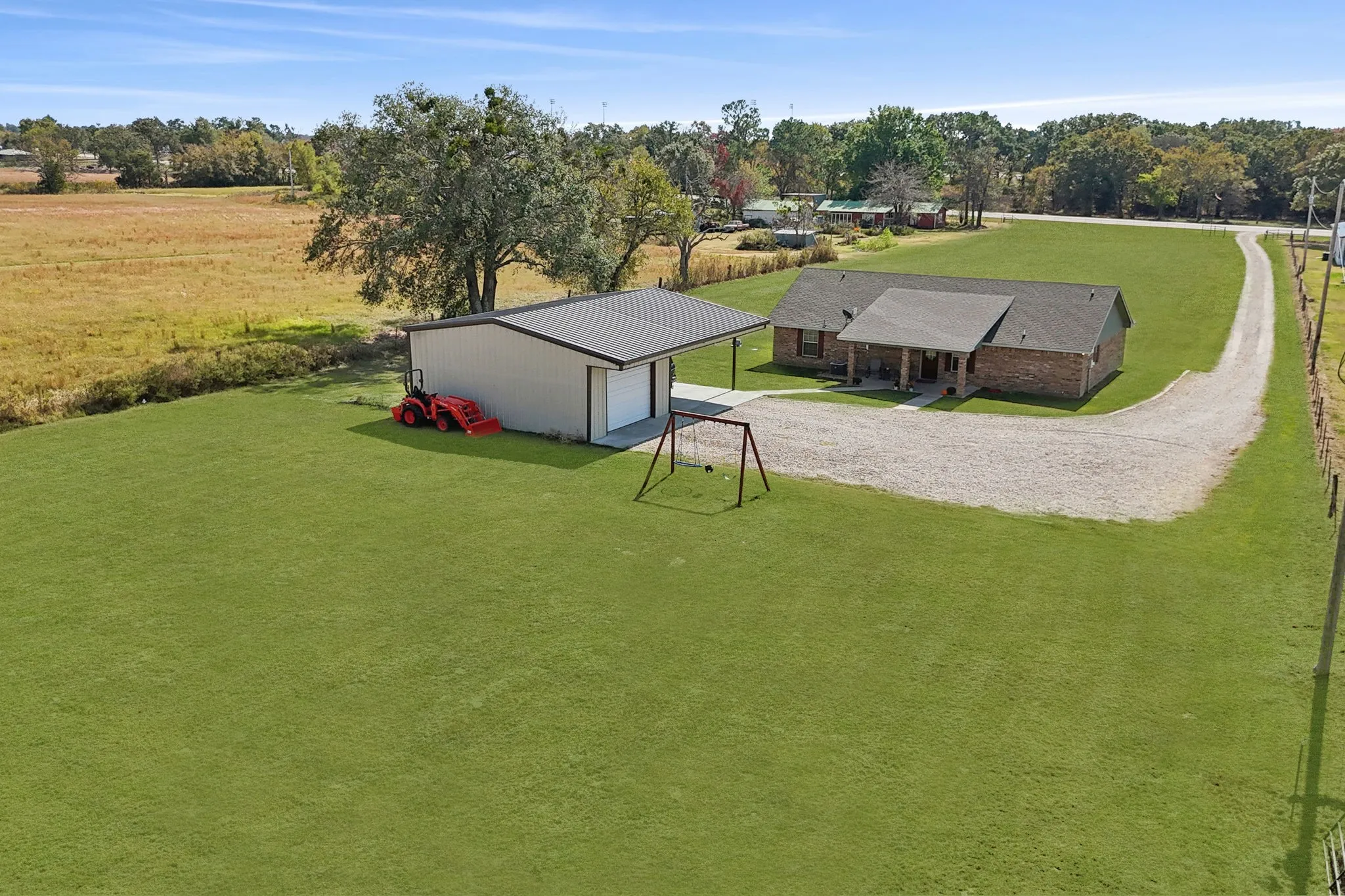 Single Family Residence For Sale in Rains County , 2068 W US Highway 69, Emory, Texas 75440, 3 Bedrooms, 2 Bathrooms, 2 Garage spaces, 1,728 Sqft, built in 2012, Preowned, Price $424,990, mls#20770163, Real Estate Agent in Emory, Homes For Sale in Rains county, Homes For Sale in Emory, Realtor in Emory Texas, Real Estate Brokerage Independent Realty Texas, Luminita Cordes Realtor
