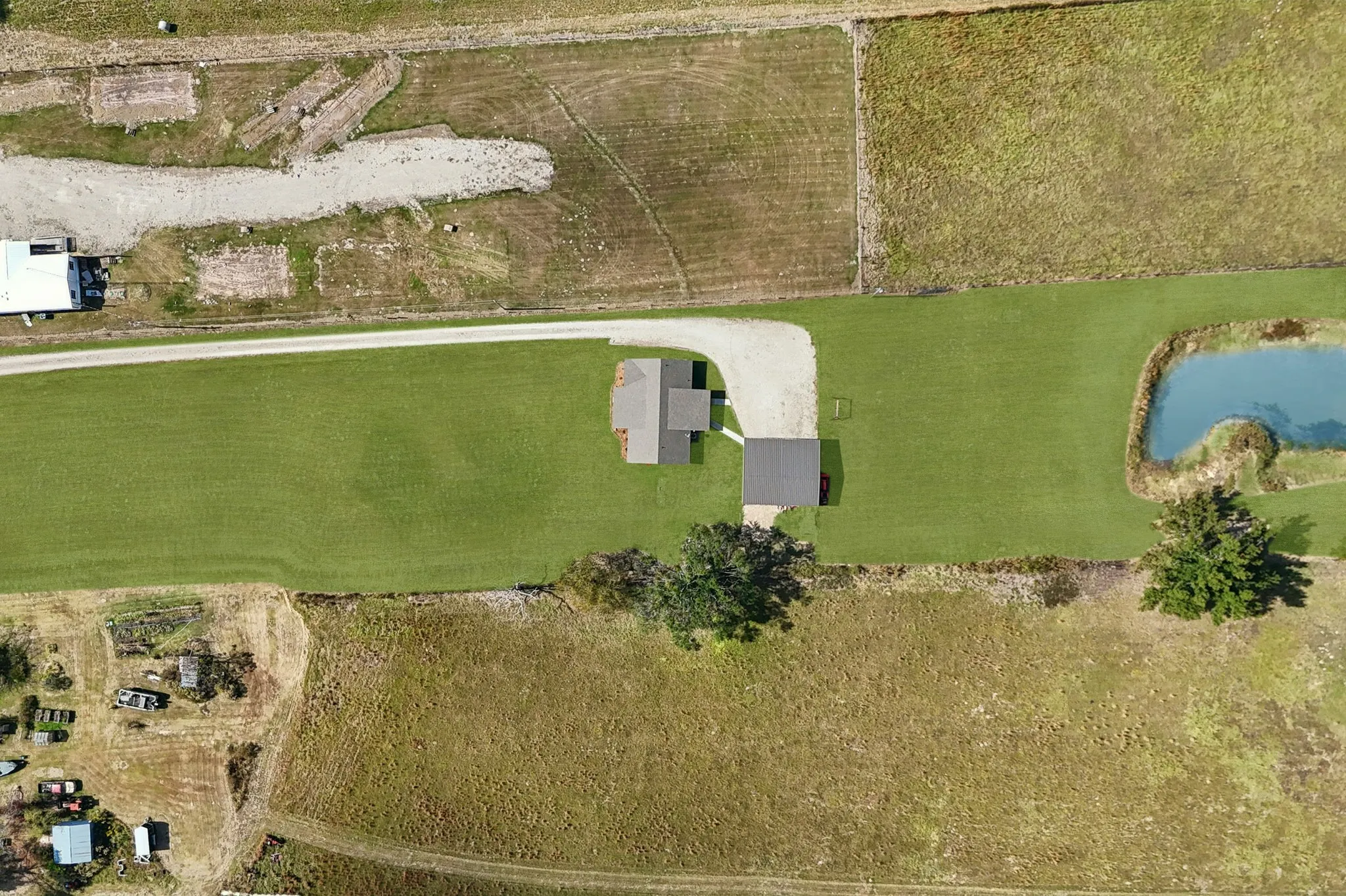 Single Family Residence For Sale in Rains County , 2068 W US Highway 69, Emory, Texas 75440, 3 Bedrooms, 2 Bathrooms, 2 Garage spaces, 1,728 Sqft, built in 2012, Preowned, Price $424,990, mls#20770163, Real Estate Agent in Emory, Homes For Sale in Rains county, Homes For Sale in Emory, Realtor in Emory Texas, Real Estate Brokerage Independent Realty Texas, Luminita Cordes Realtor