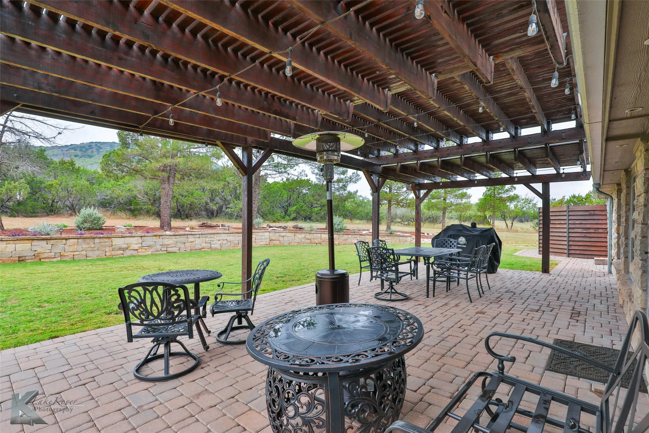 Single Family Residence For Sale in Taylor County , 11033 Fm 1235, Buffalo Gap, Texas 79508, 3 Bedrooms, 4 Bathrooms, 3 Garage spaces, 4,024 Sqft, built in 1984, Price $895,000, mls#20772447, Real Estate Agent in Buffalo Gap, Homes For Sale in Taylor county, Homes For Sale in Buffalo Gap, Realtor in Buffalo Gap Texas, Real Estate Brokerage Independent Realty Texas, Luminita Cordes Realtor