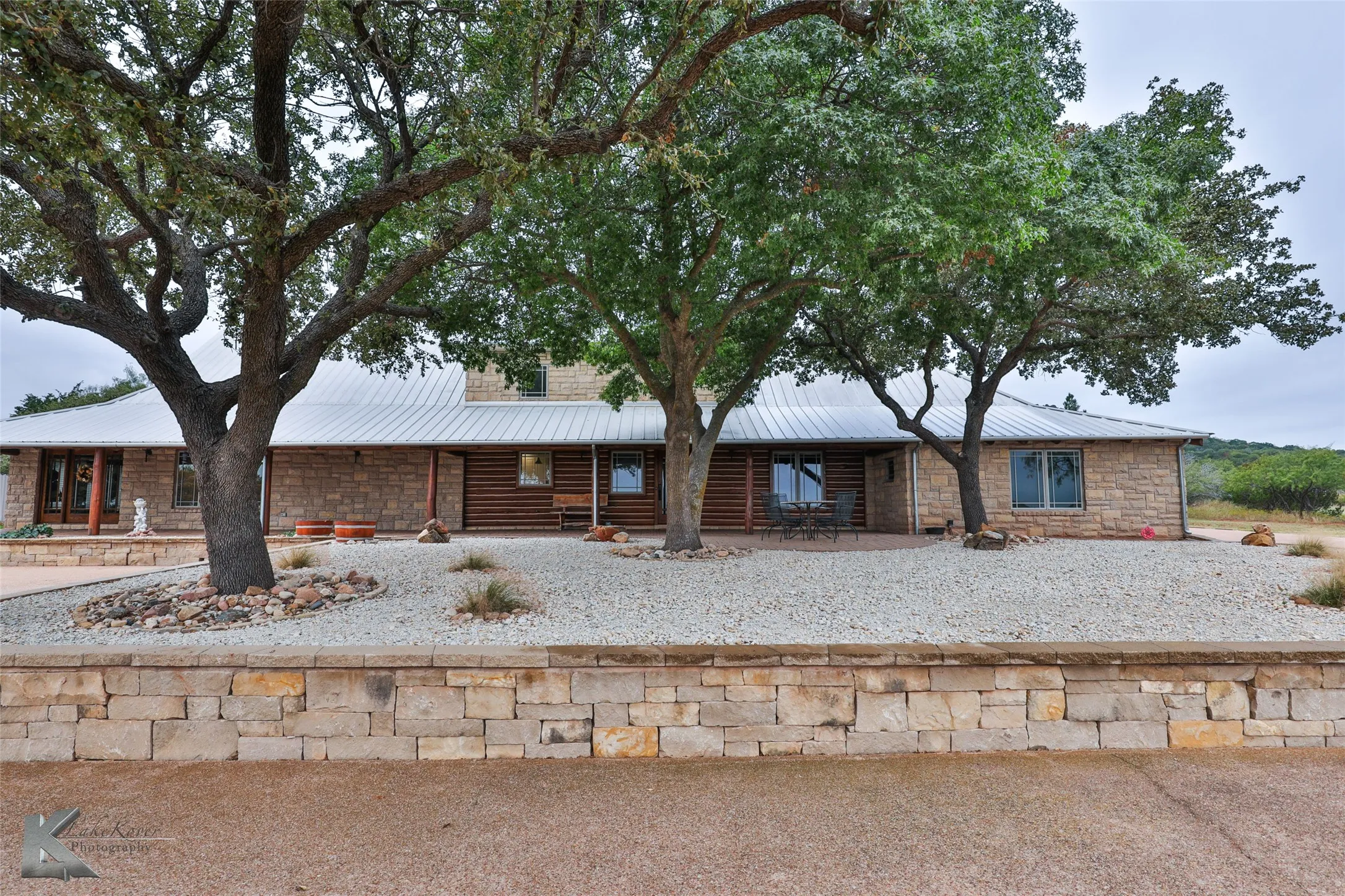 Single Family Residence For Sale in Taylor County , 11033 Fm 1235, Buffalo Gap, Texas 79508, 3 Bedrooms, 4 Bathrooms, 3 Garage spaces, 4,024 Sqft, built in 1984, Price $895,000, mls#20772447, Real Estate Agent in Buffalo Gap, Homes For Sale in Taylor county, Homes For Sale in Buffalo Gap, Realtor in Buffalo Gap Texas, Real Estate Brokerage Independent Realty Texas, Luminita Cordes Realtor