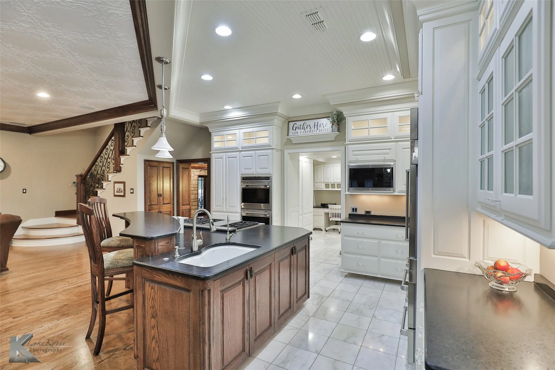 Single Family Residence For Sale in Taylor County , 11033 Fm 1235, Buffalo Gap, Texas 79508, 3 Bedrooms, 4 Bathrooms, 3 Garage spaces, 4,024 Sqft, built in 1984, Price $895,000, mls#20772447, Real Estate Agent in Buffalo Gap, Homes For Sale in Taylor county, Homes For Sale in Buffalo Gap, Realtor in Buffalo Gap Texas, Real Estate Brokerage Independent Realty Texas, Luminita Cordes Realtor