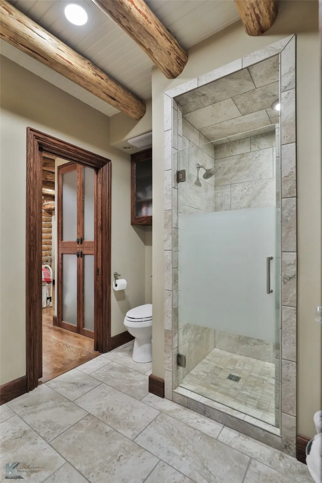 Single Family Residence For Sale in Taylor County , 11033 Fm 1235, Buffalo Gap, Texas 79508, 3 Bedrooms, 4 Bathrooms, 3 Garage spaces, 4,024 Sqft, built in 1984, Price $895,000, mls#20772447, Real Estate Agent in Buffalo Gap, Homes For Sale in Taylor county, Homes For Sale in Buffalo Gap, Realtor in Buffalo Gap Texas, Real Estate Brokerage Independent Realty Texas, Luminita Cordes Realtor