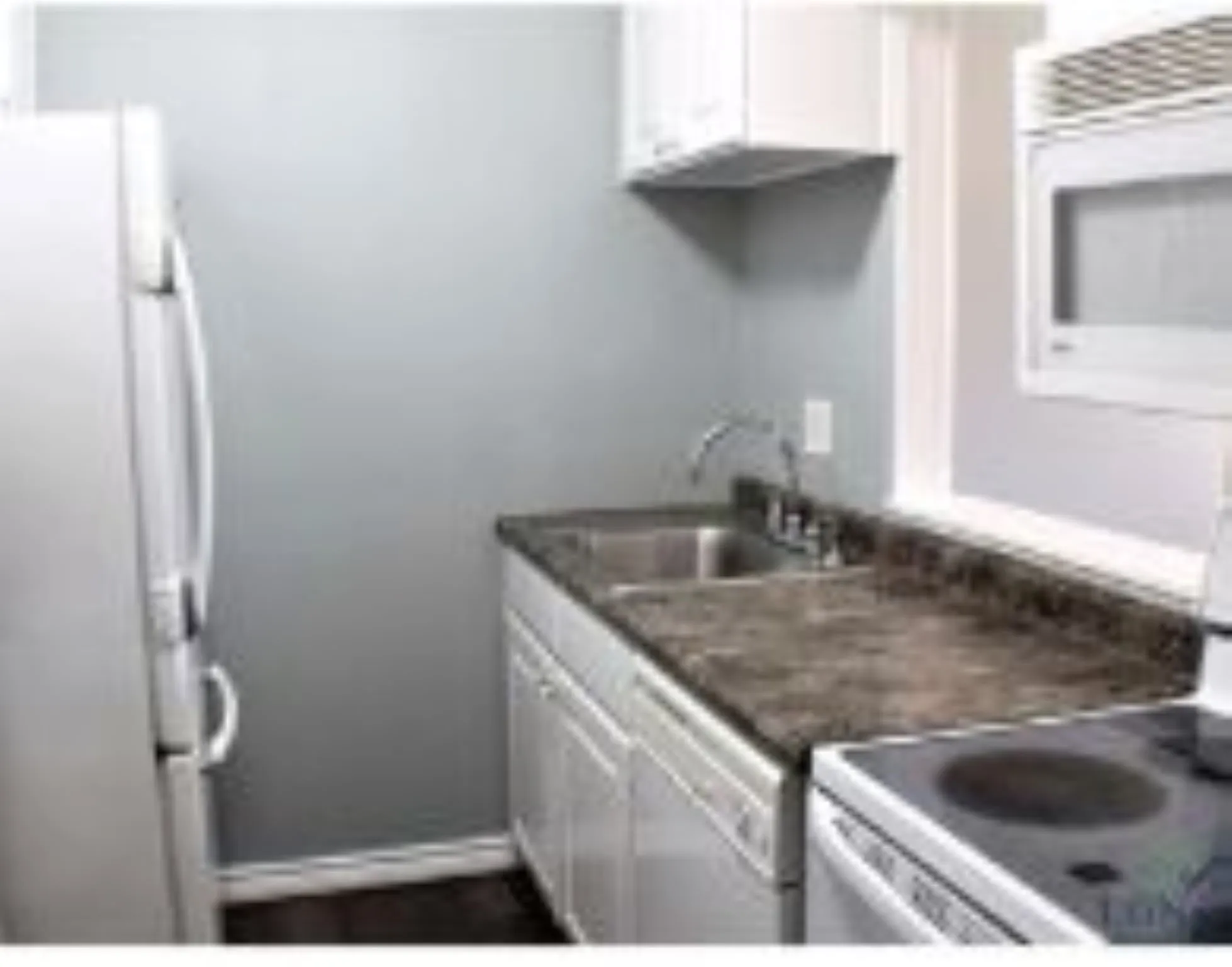 Condominium For Sale in Gregg County , 1600 N 7th Street 6, Longview, Texas 75601, 1 Bedroom, 1 Bathroom, Garage spaces, 700 Sqft, built in 1970, Price $76,000, mls#20774835, Real Estate Agent in Longview, Homes For Sale in Gregg county, Homes For Sale in Longview, Realtor in Longview Texas, Real Estate Brokerage Independent Realty Texas, Luminita Cordes Realtor