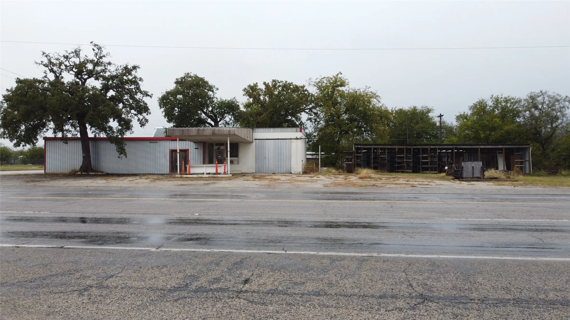 Business For Sale in Eastland County , 603 E 8th Street, Cisco, Texas 76437, 0, 0, Garage spaces, 0 Sqft, built in 2005, Preowned, Price $84,900, mls#20775508, Real Estate Agent in Cisco, Homes For Sale in Eastland county, Homes For Sale in Cisco, Realtor in Cisco Texas, Real Estate Brokerage Independent Realty Texas, Luminita Cordes Realtor