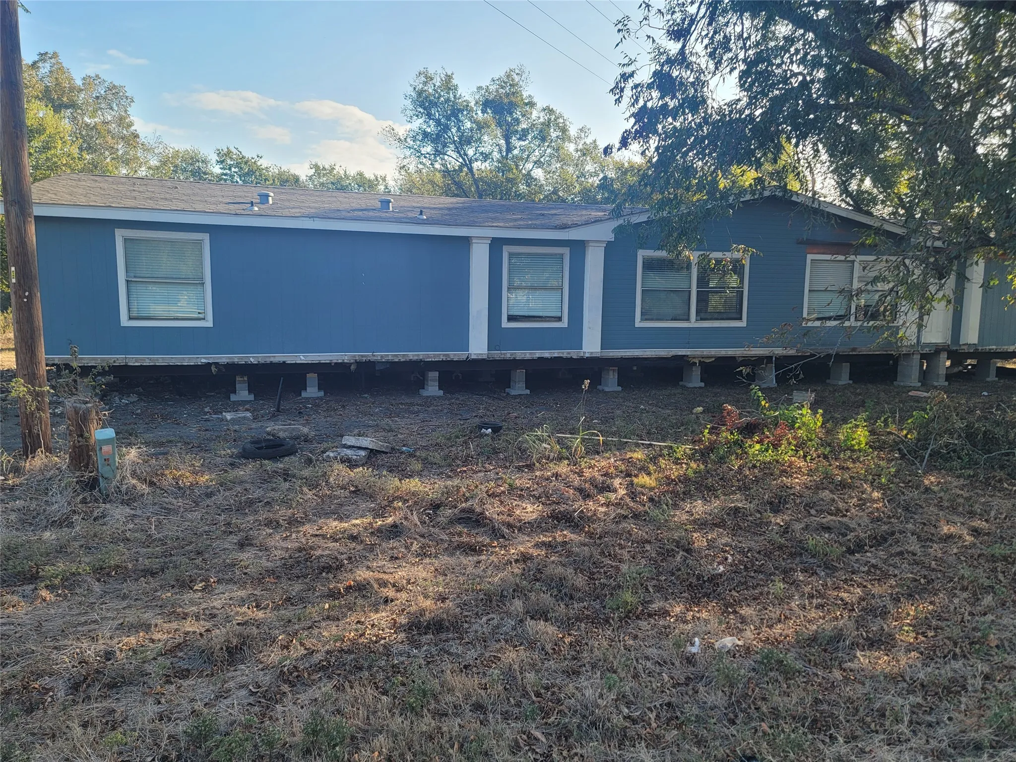 Mobile Home For Sale in Navarro County , 100 Church Street, Kerens, Texas 75144, 4 Bedroom, 2 Bathroom, Garage spaces, 2,240 Sqft, built in 1995, Preowned, mls#20769633, Real Estate Agent in Kerens, Homes For Sale in Navarro county, Homes For Sale in Kerens, Realtor in Kerens Texas, Real Estate Brokerage Independent Realty Texas, Luminita Cordes Realtor